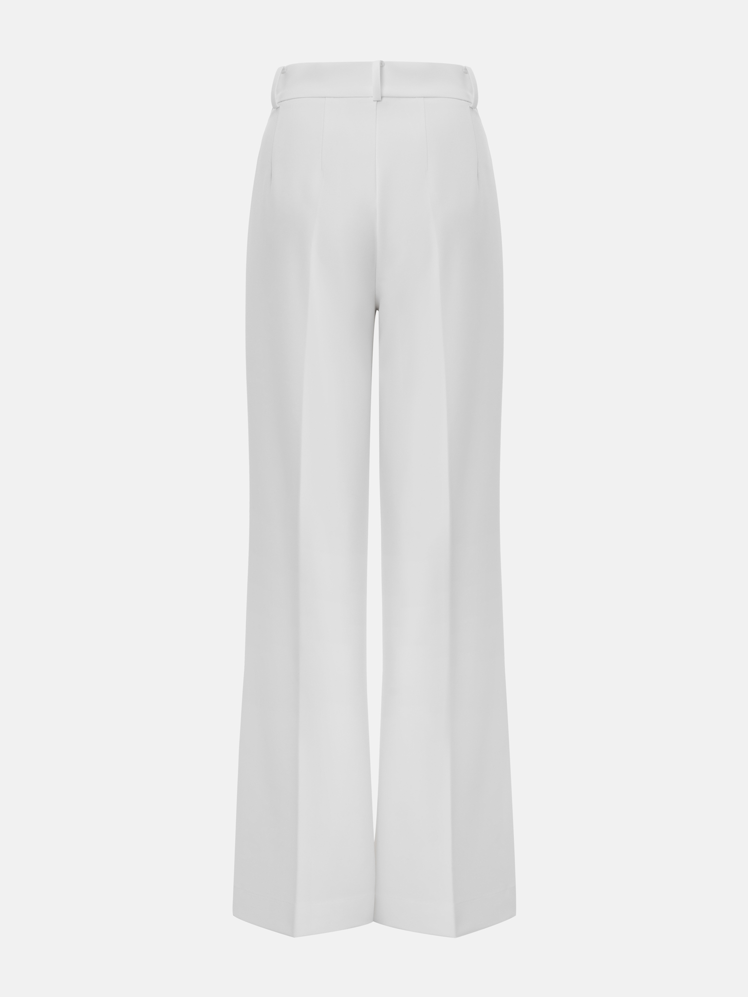 Loose trousers with waist pleats