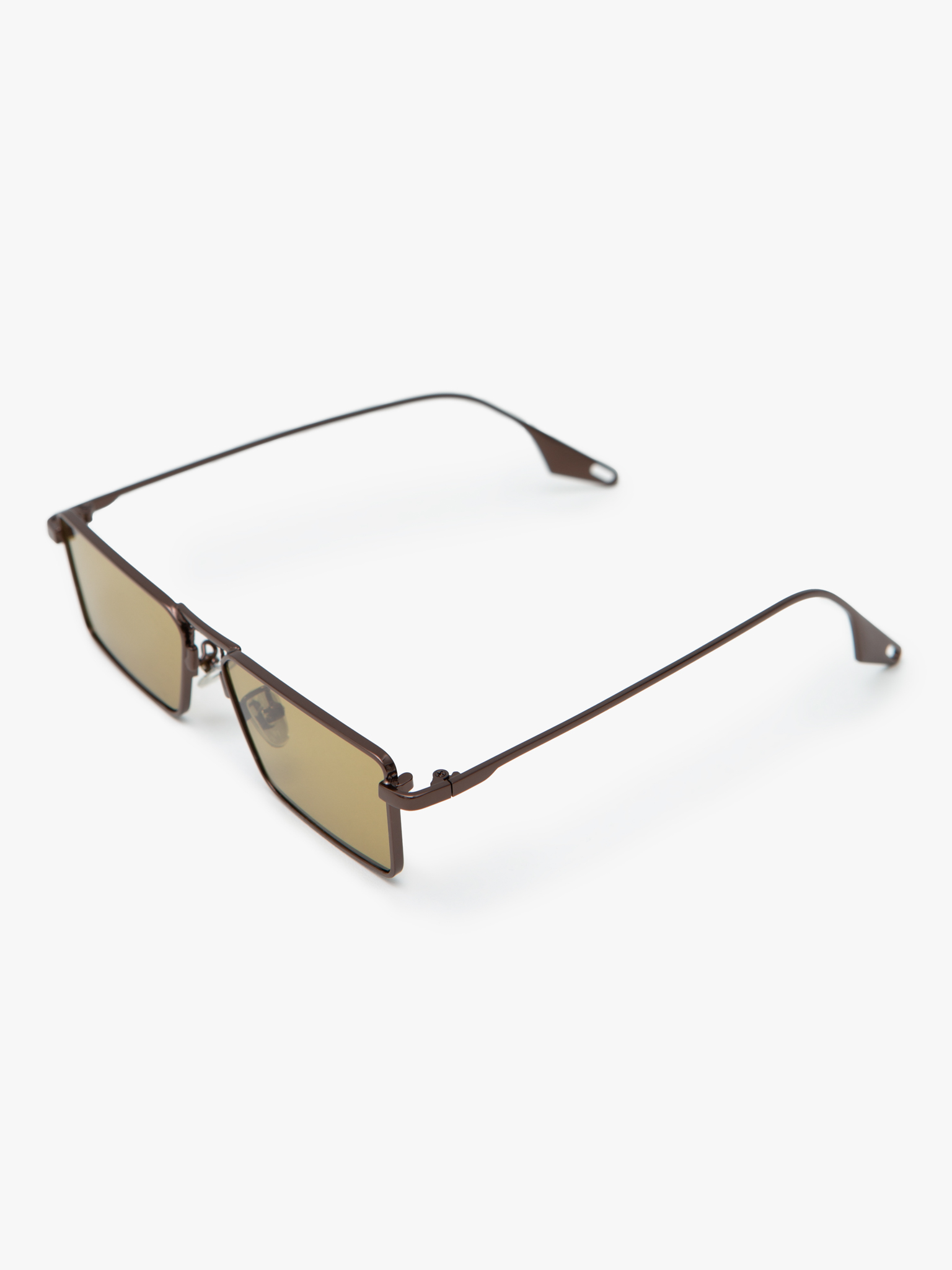 Sunglasses with metal frames