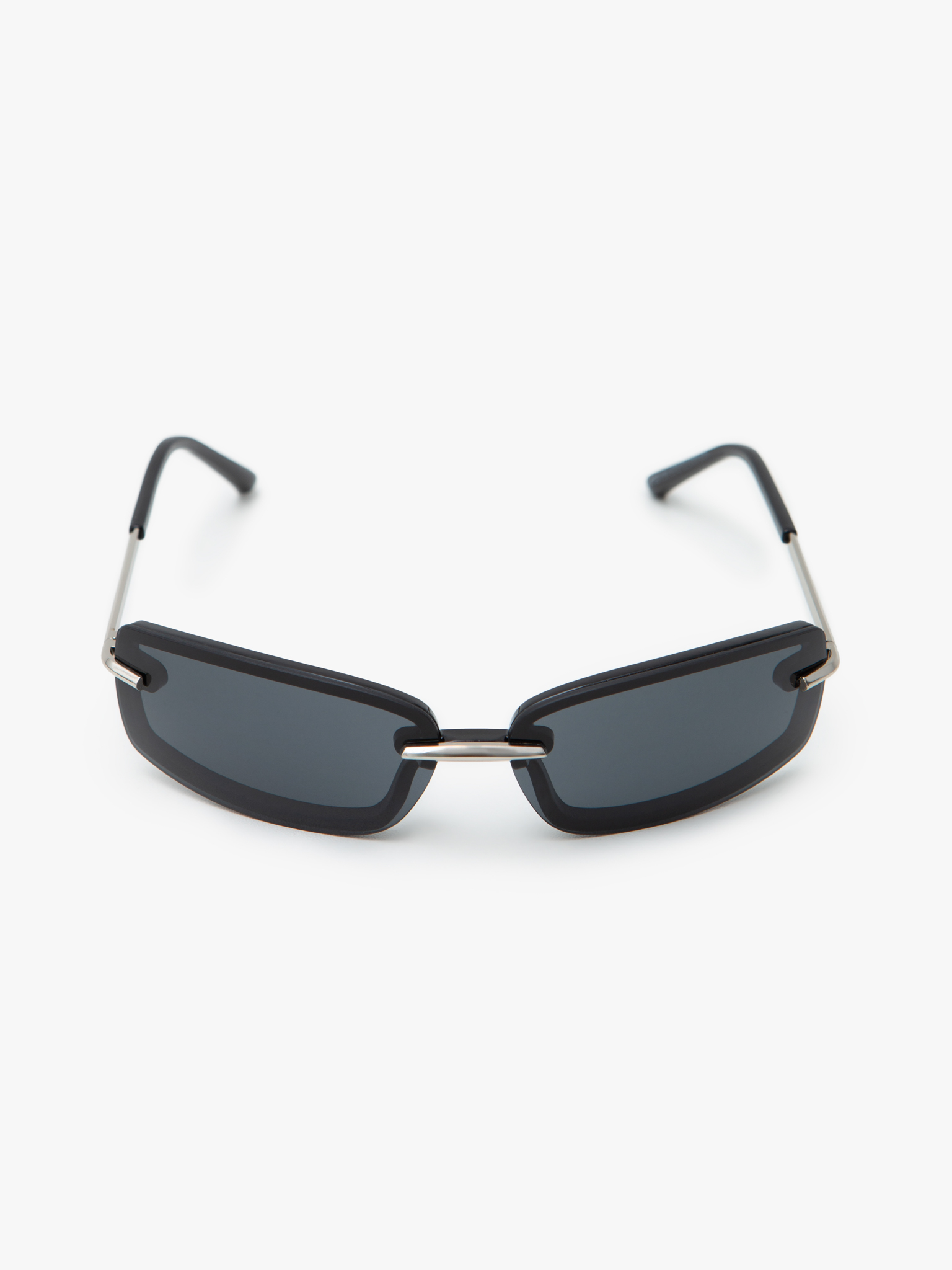 Rectangular glasses with metal inserts