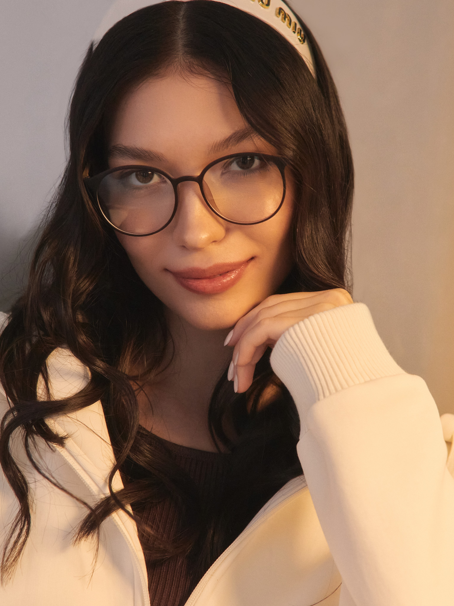 Decorative glasses with round lenses