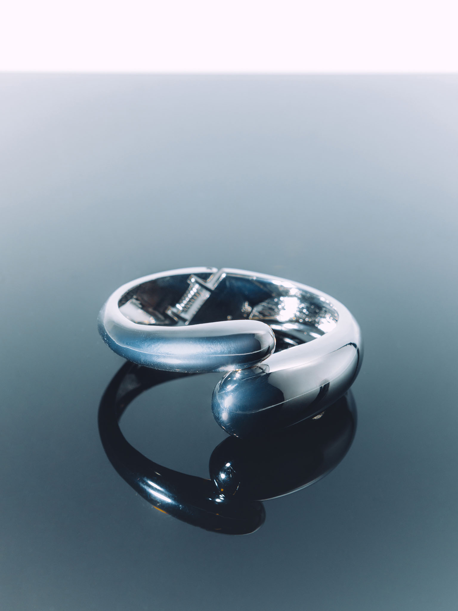 Abstract-shaped bangle bracelet