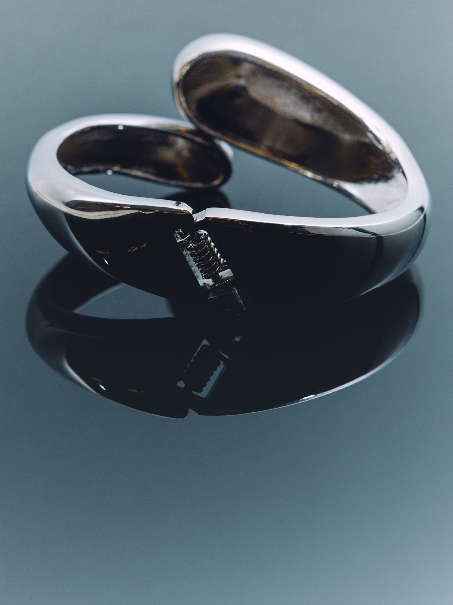 Abstract-shaped bangle bracelet