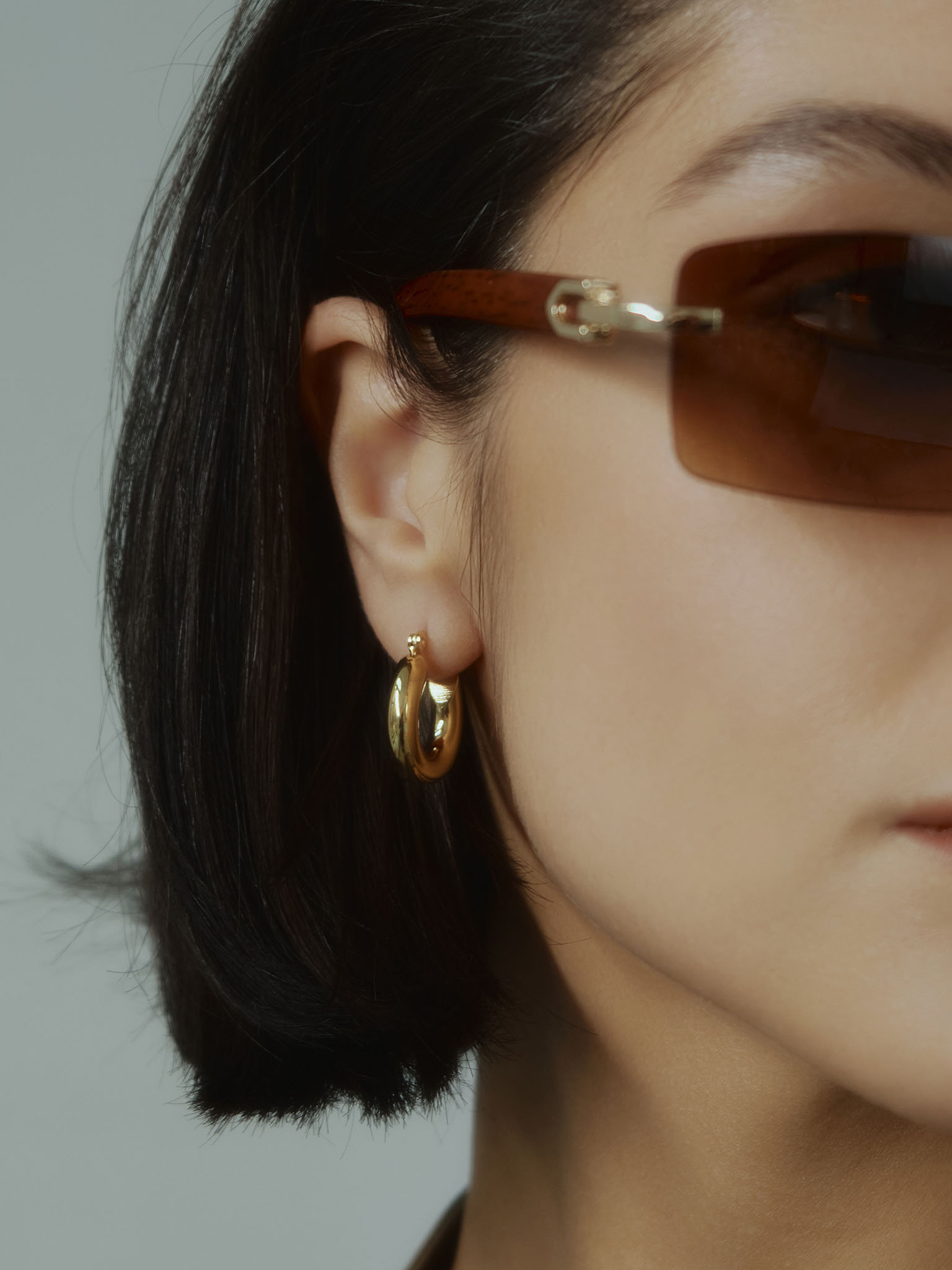 Серьги-кольца из дутого металла