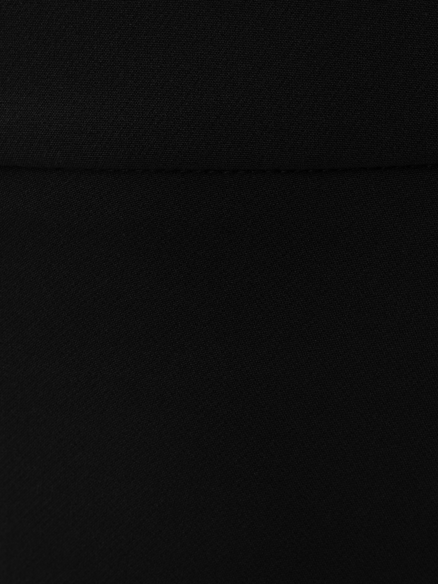 Straight cut capri trousers