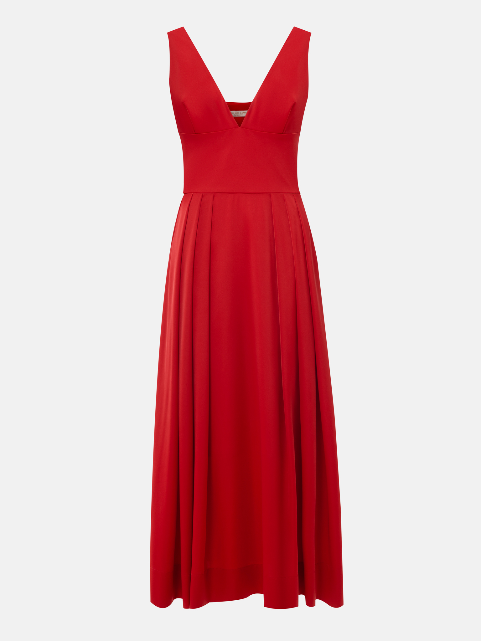 Midi dress with large pleats on the skirt