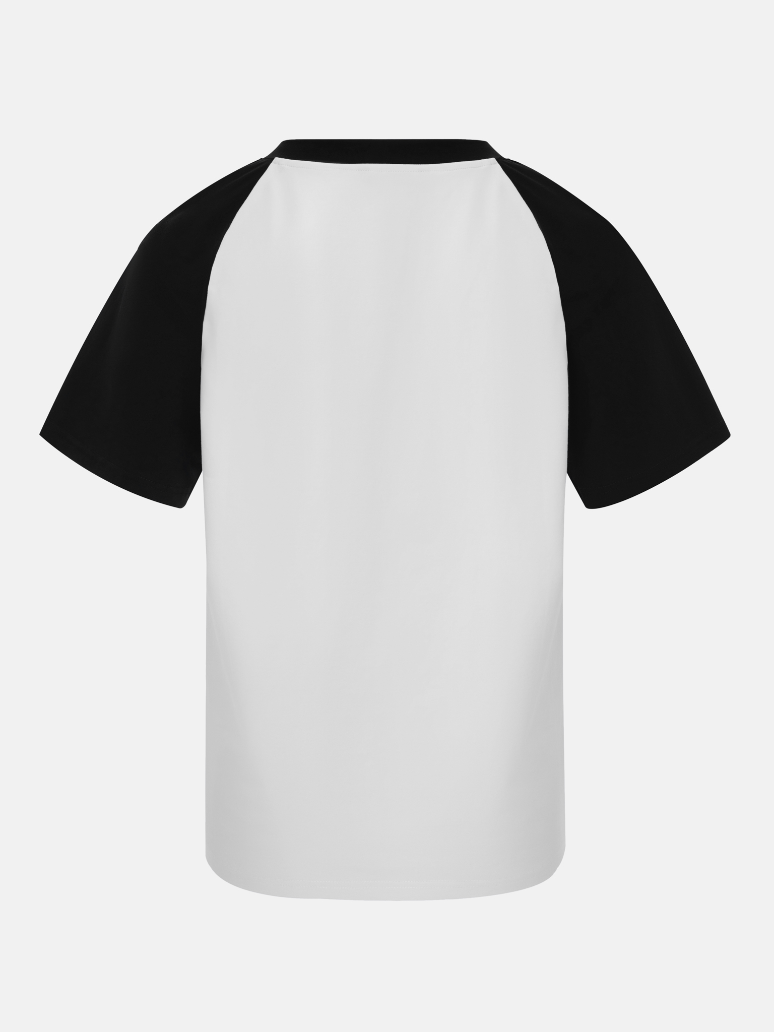 Свободная футболка с надписью на груди