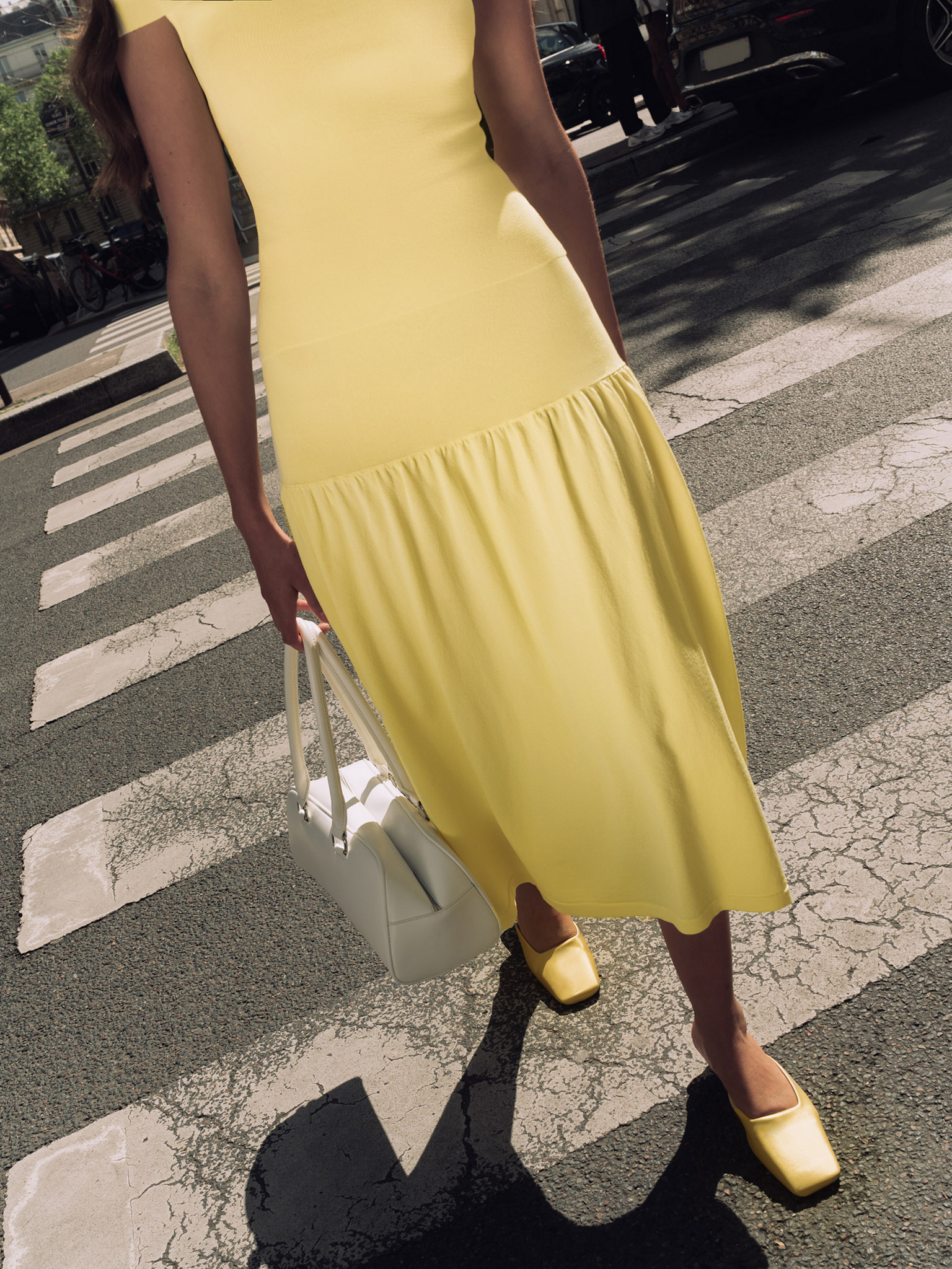 Spódnica midi z falbaną