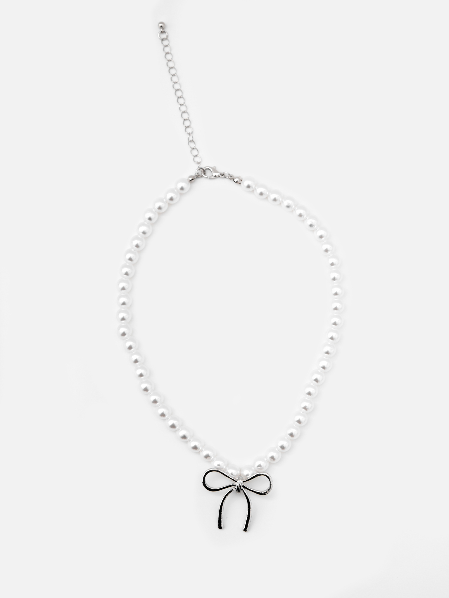 Жемчужное колье с подвеской-бантом