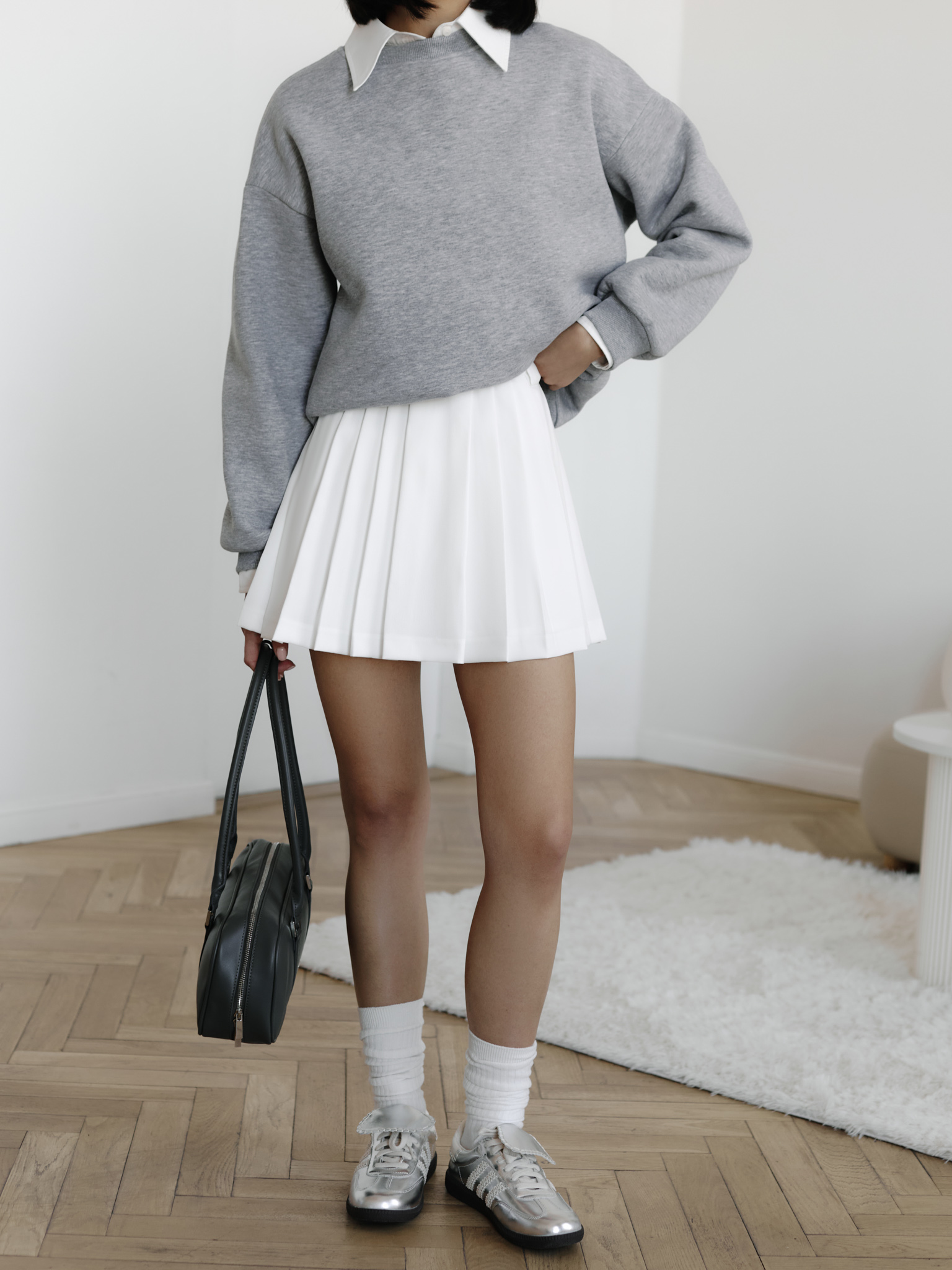 Flared mini pleated skirt