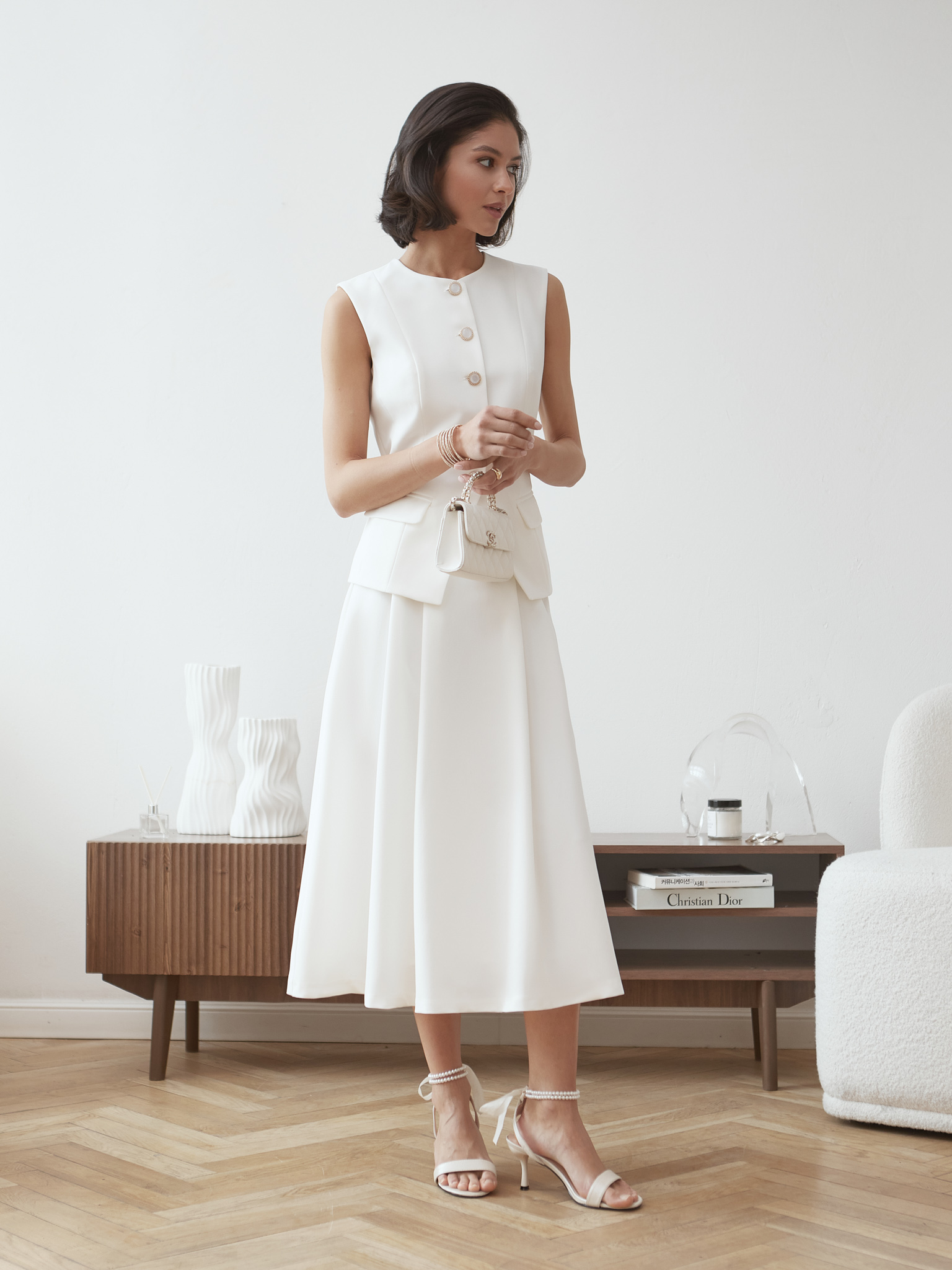 Midi skirt with large pleats