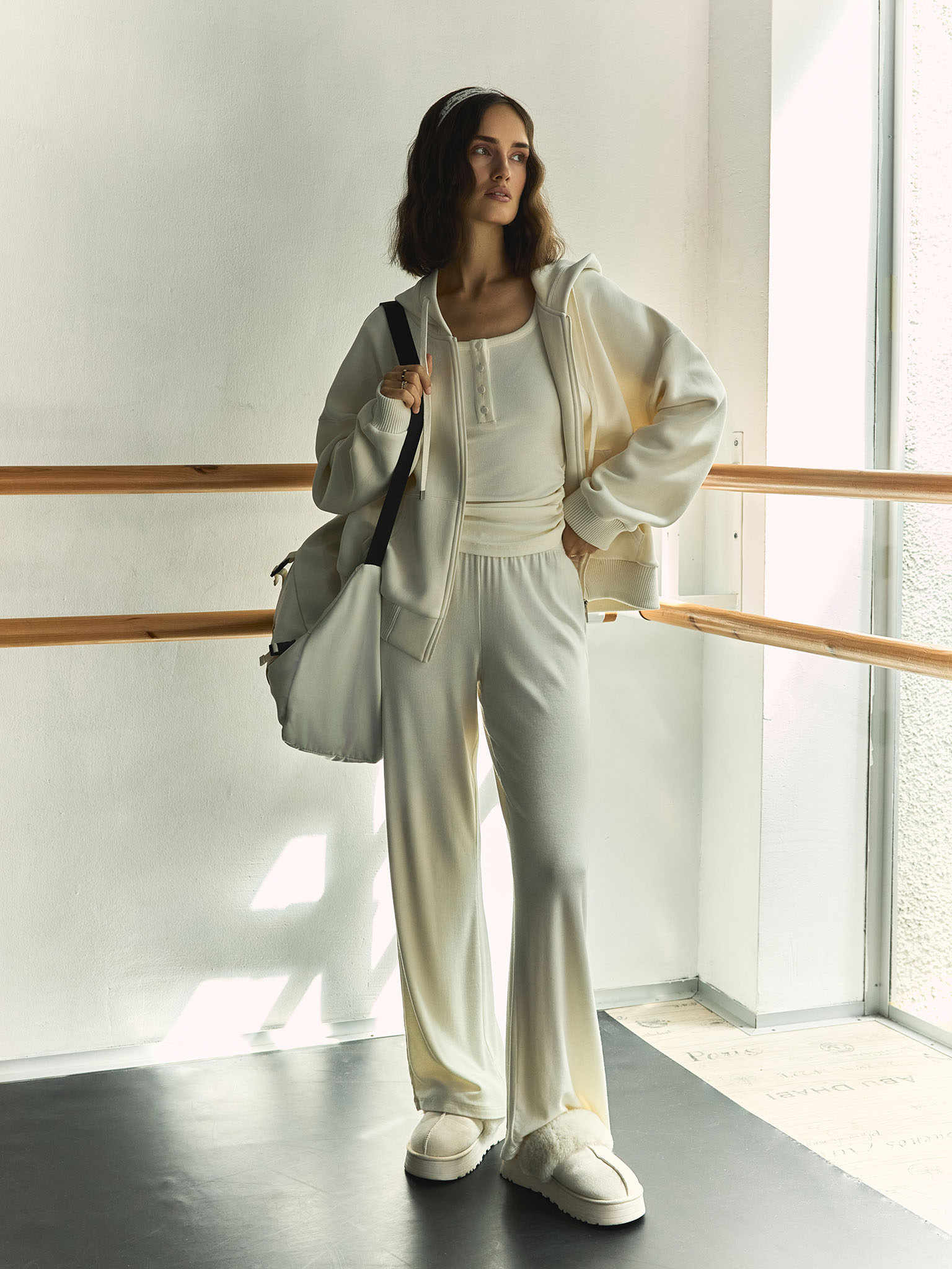 Loose fit jersey trousers