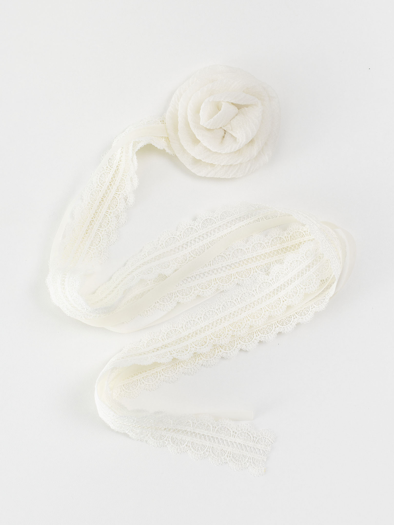 Ribbon choker with tonal flower