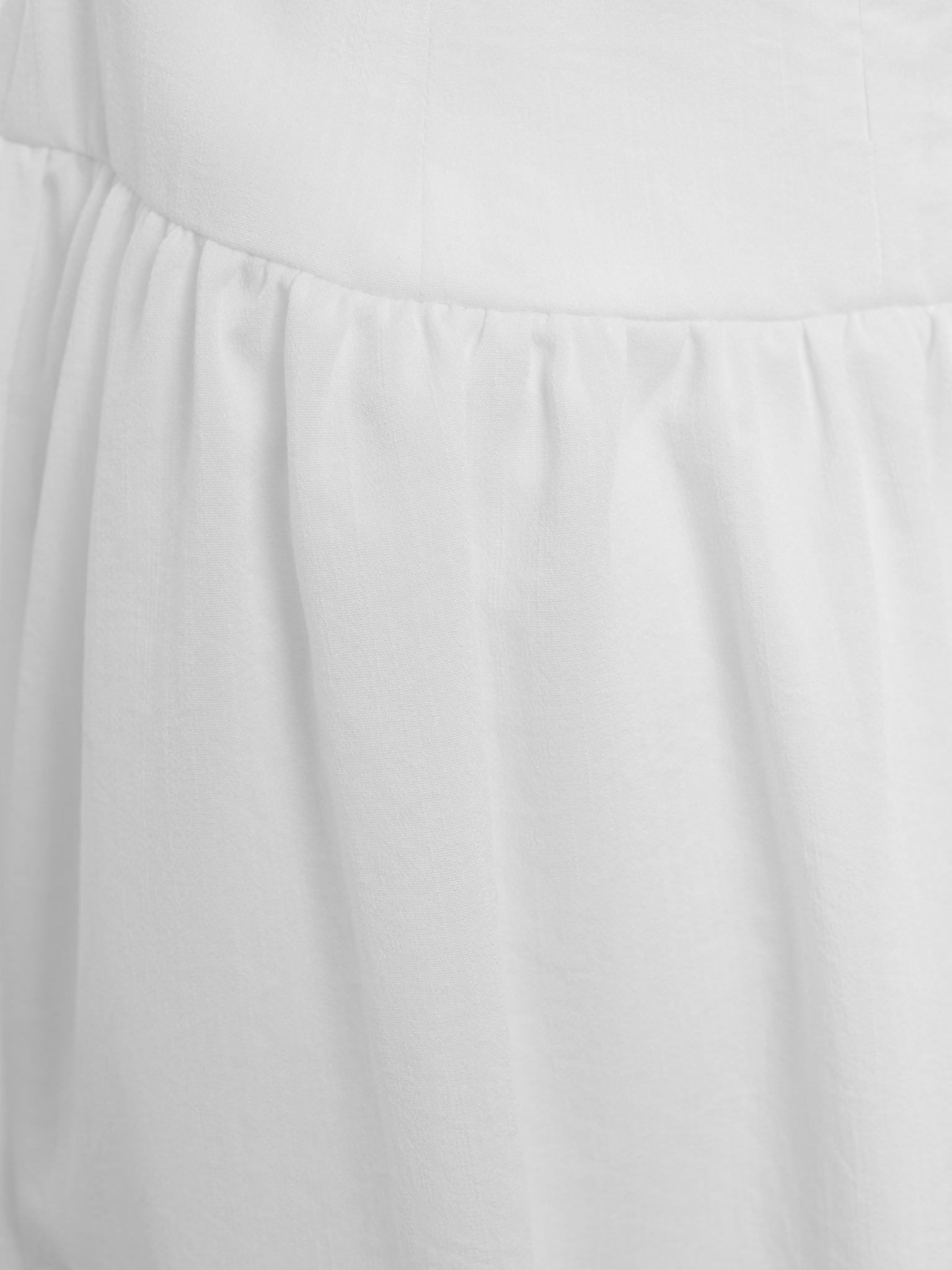 Mini dress with wide straps and voluminous skirt