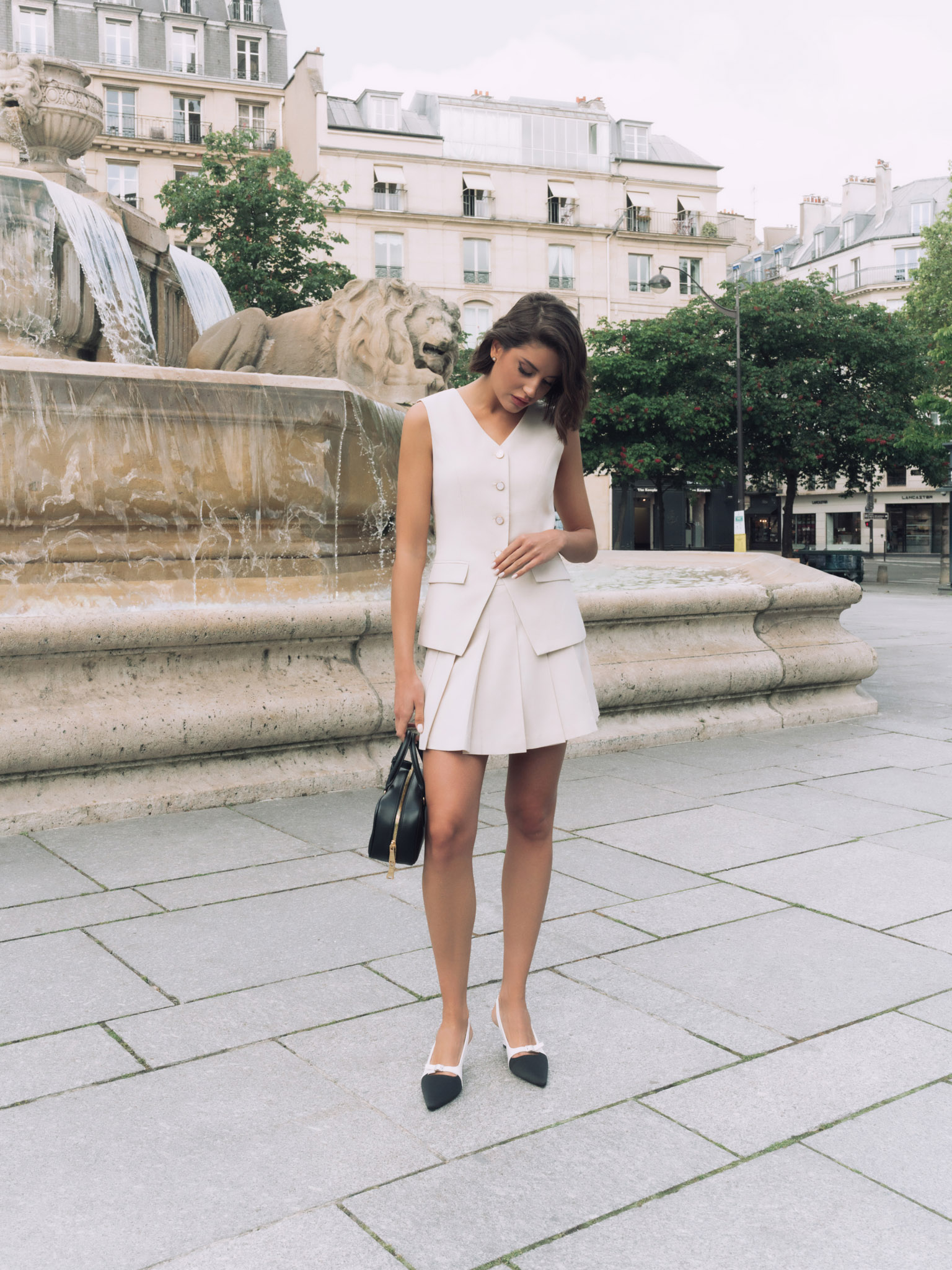 Suit mini skirt with pleats