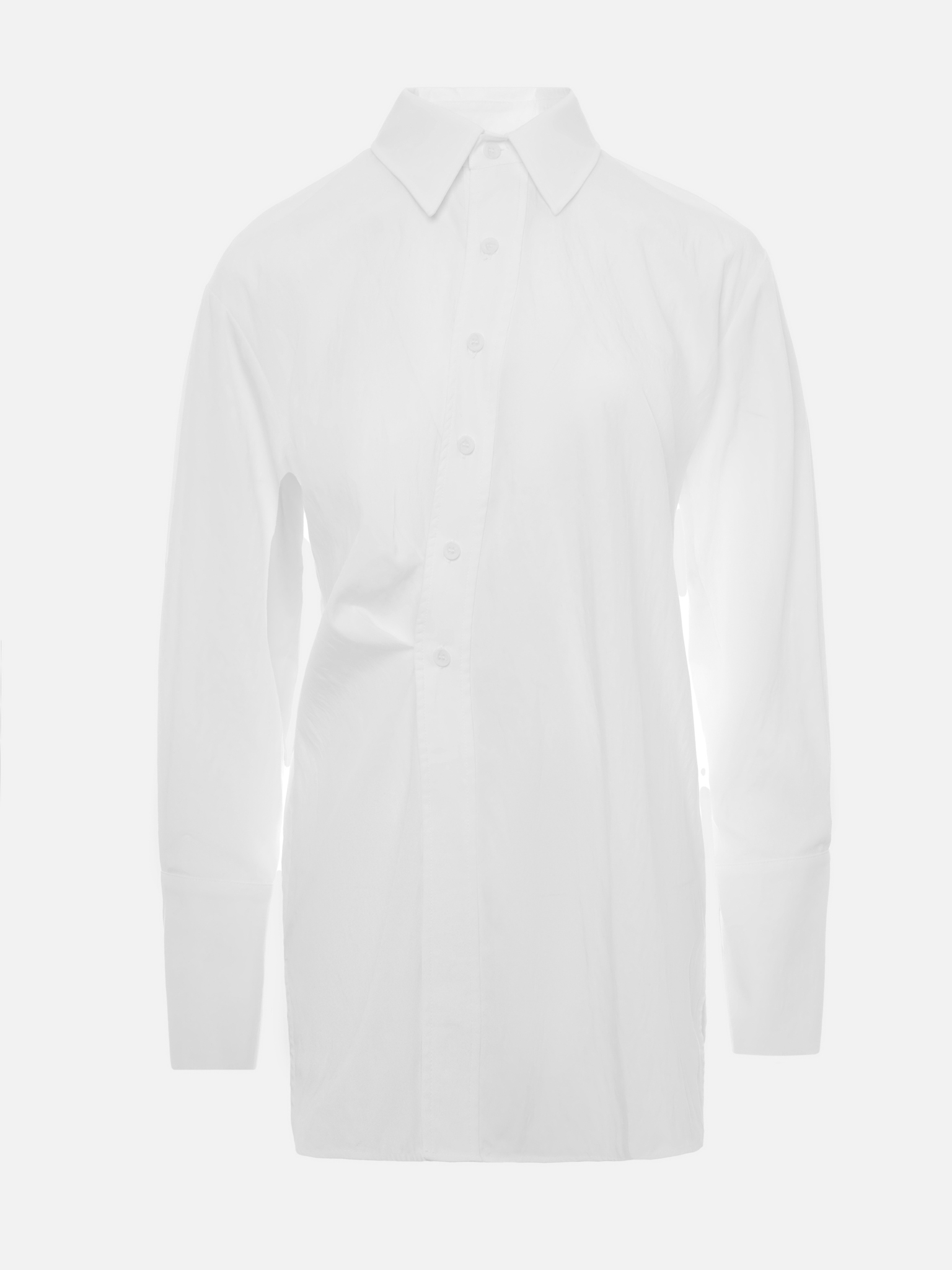 Loose shirt with pleats at the front