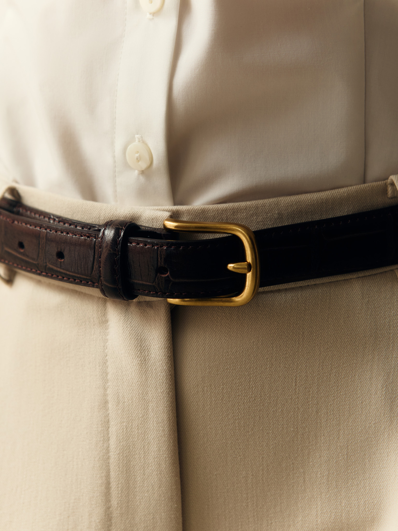 Ремень из фактурной кожи с металлической пряжкой