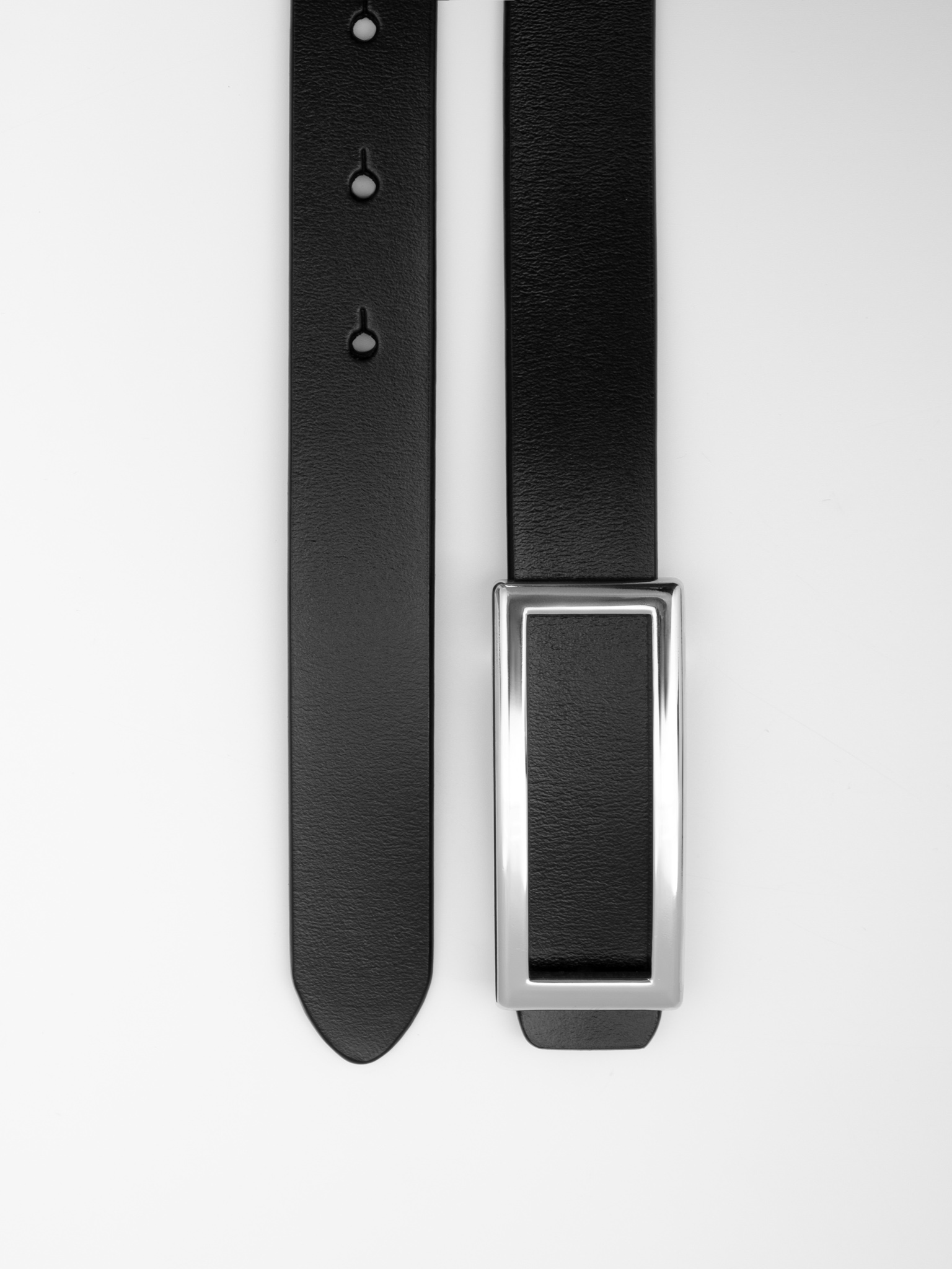 Slim belt with a long rectangular buckle