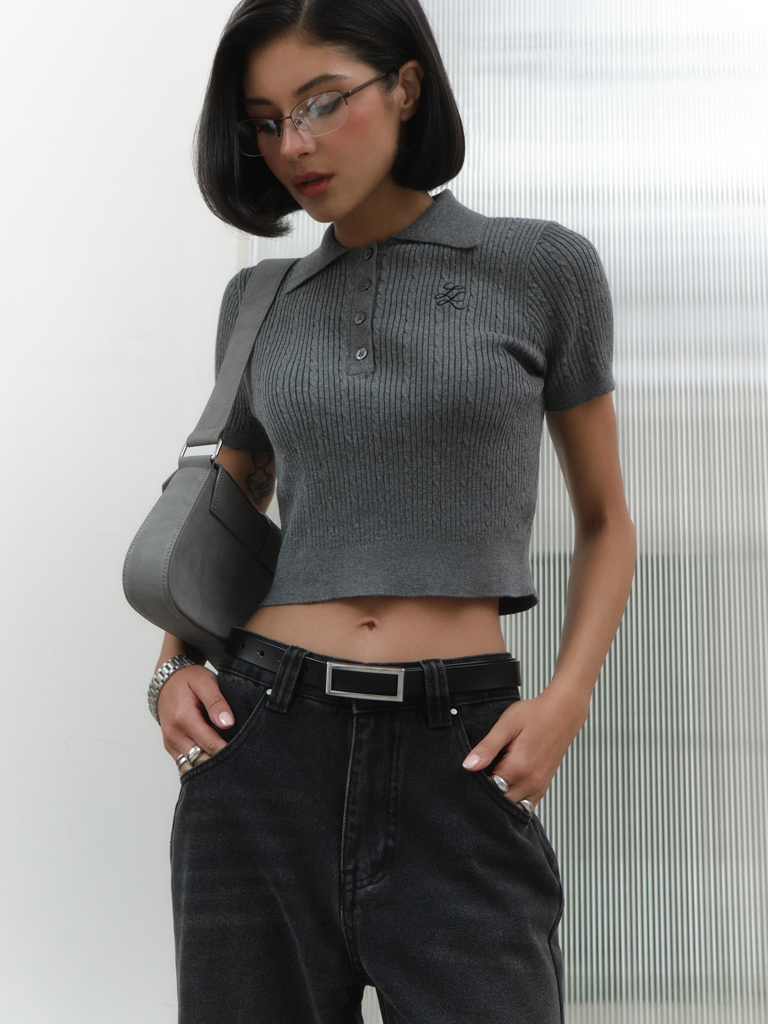 Slim belt with a long rectangular buckle