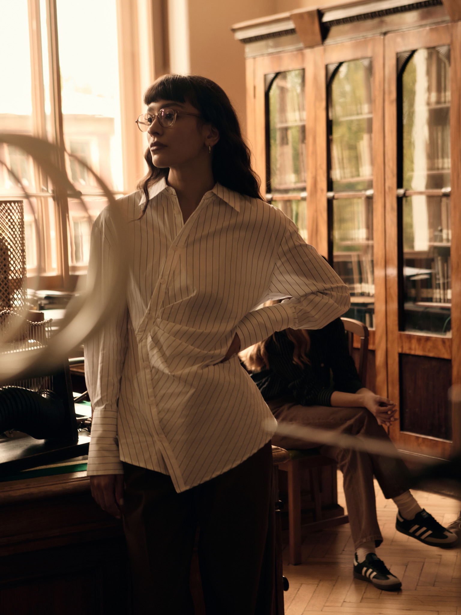 Fitted striped shirt with asymmetrical fastening