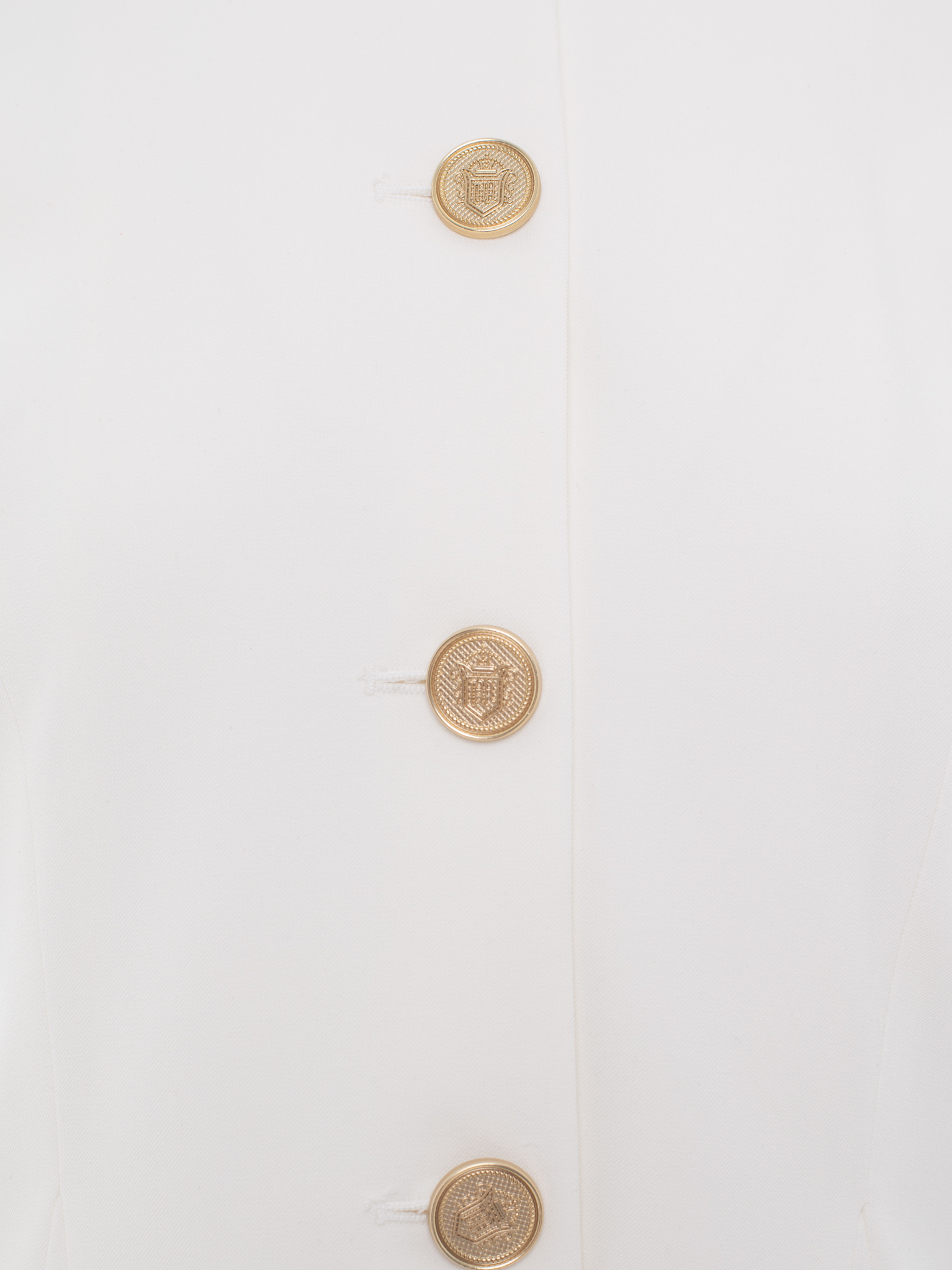 Anzugweste mit Stehkragen und Akzentknöpfen