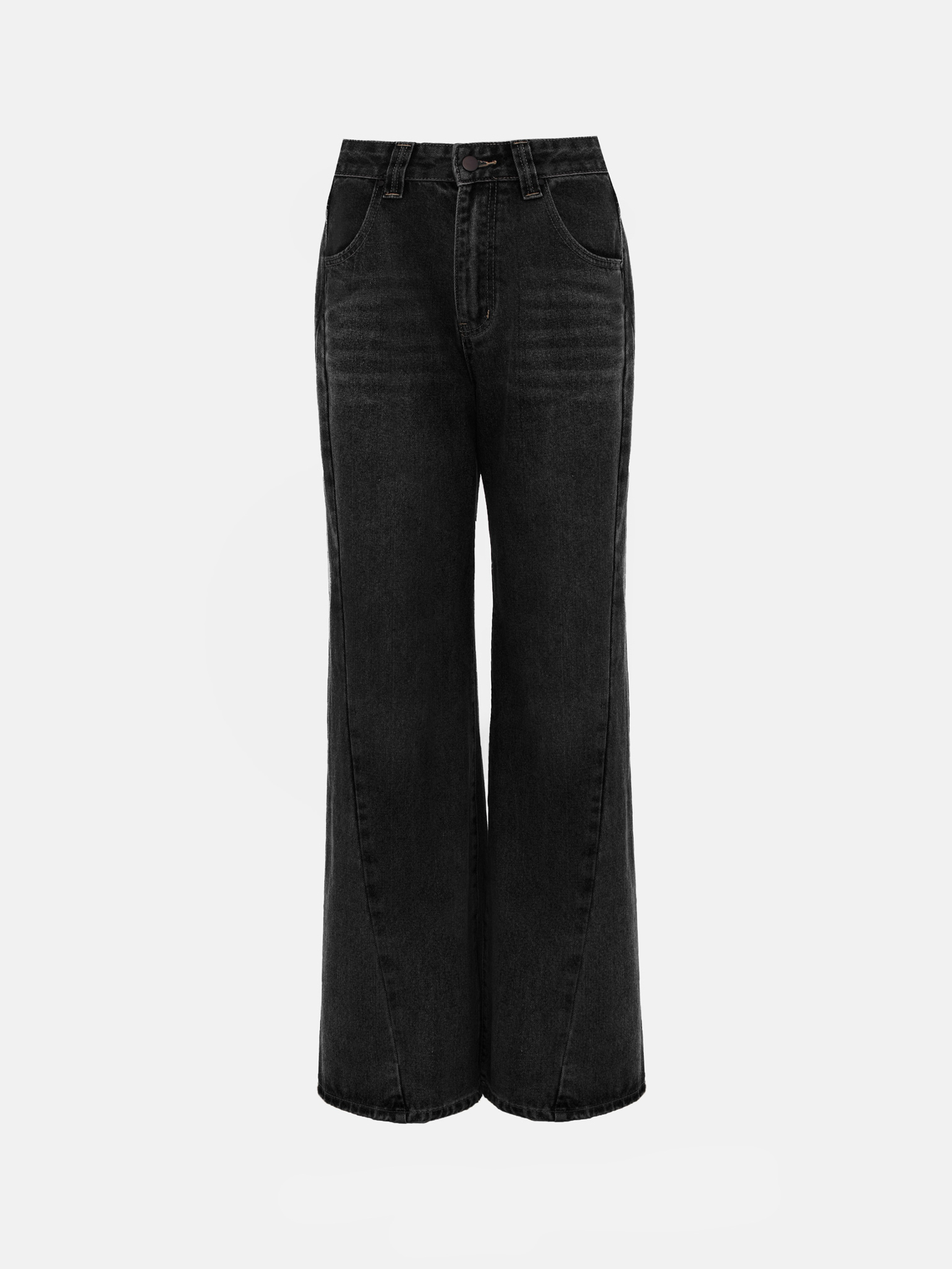 Ausgestellte Jeans mit diagonalen Nähten