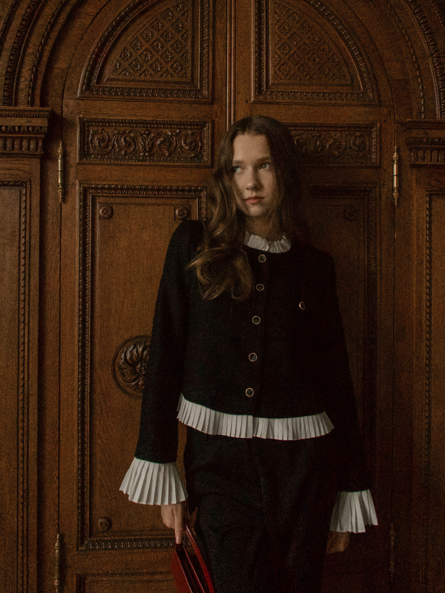 Straight tweed jacket with pleated details