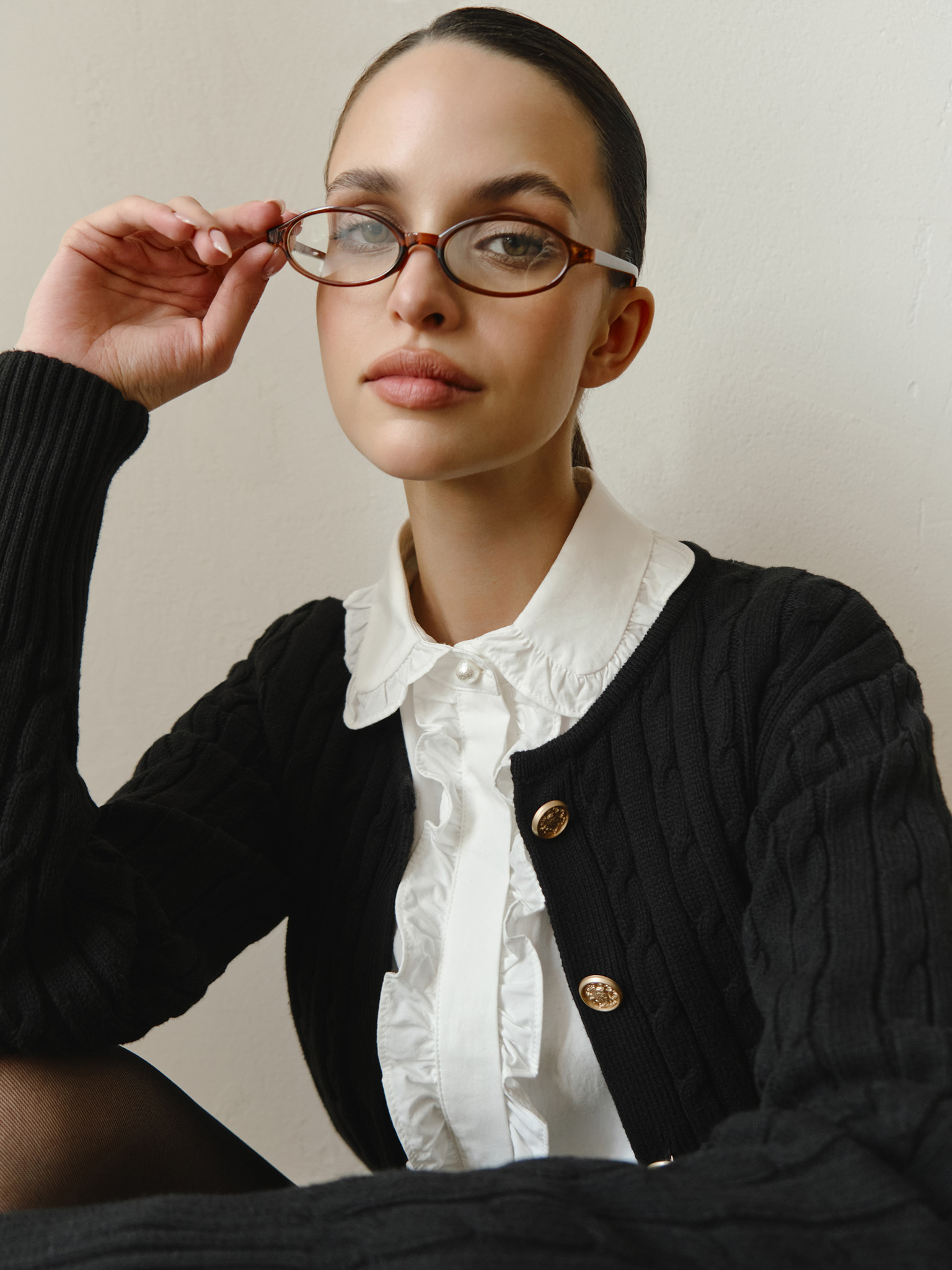 Cropped cable-knit cardigan