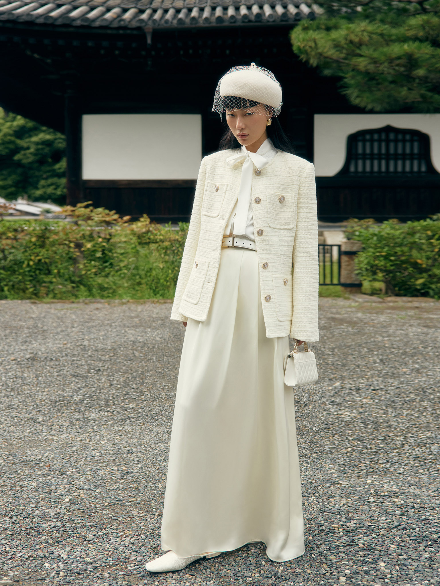 Elongated jacket in textured fabric