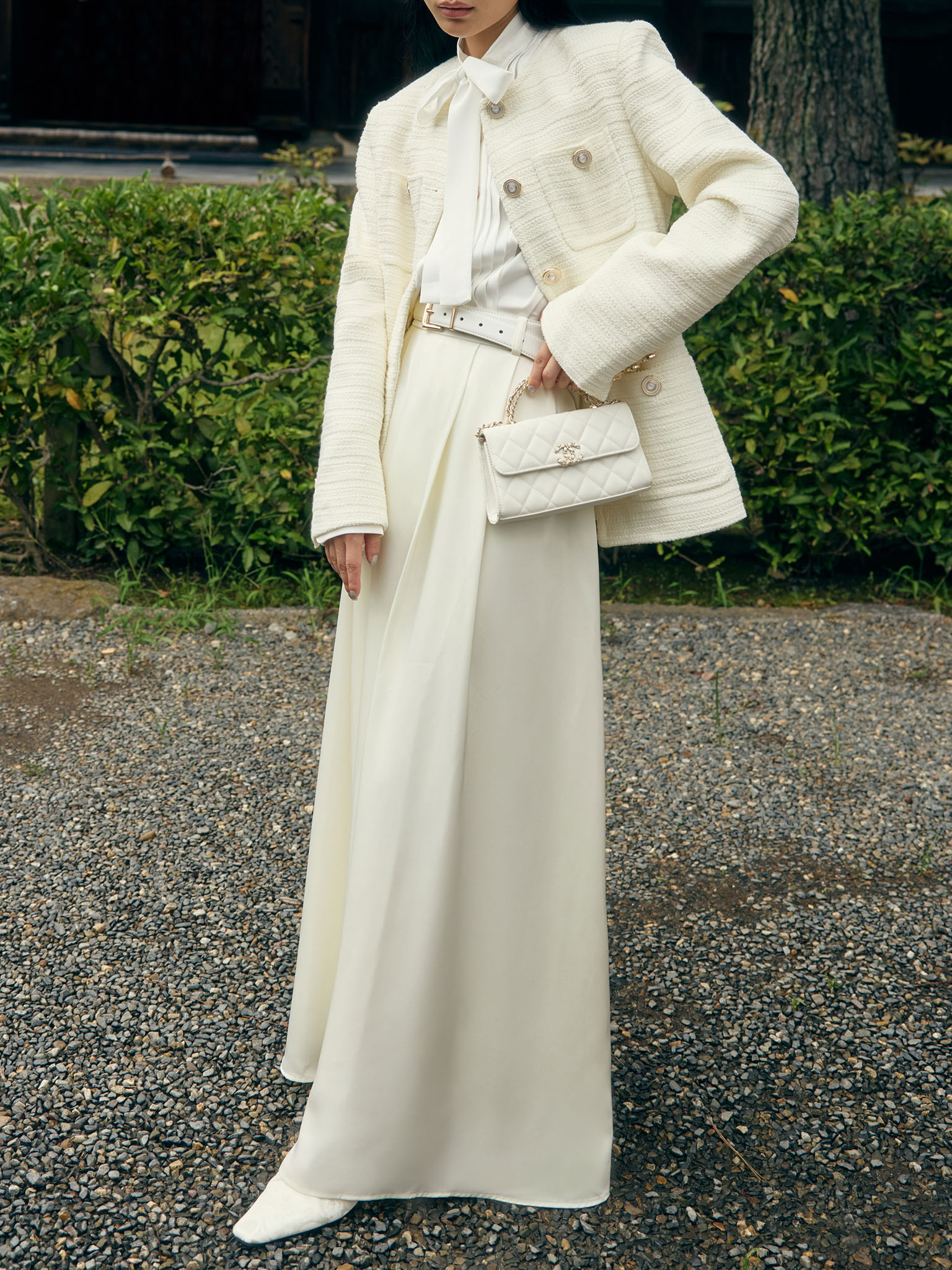 Elongated jacket in textured fabric