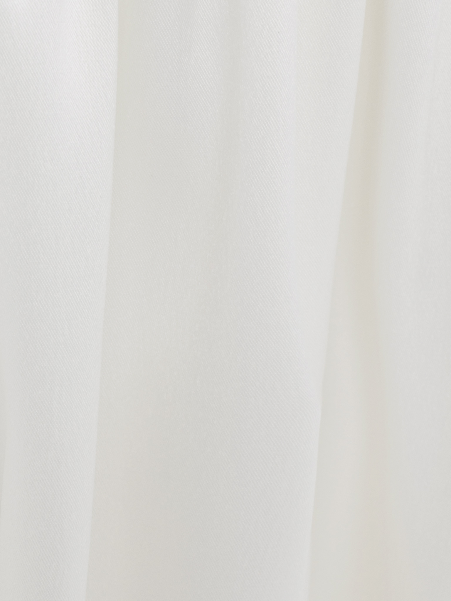 Fitted midi dress with flounce on the skirt