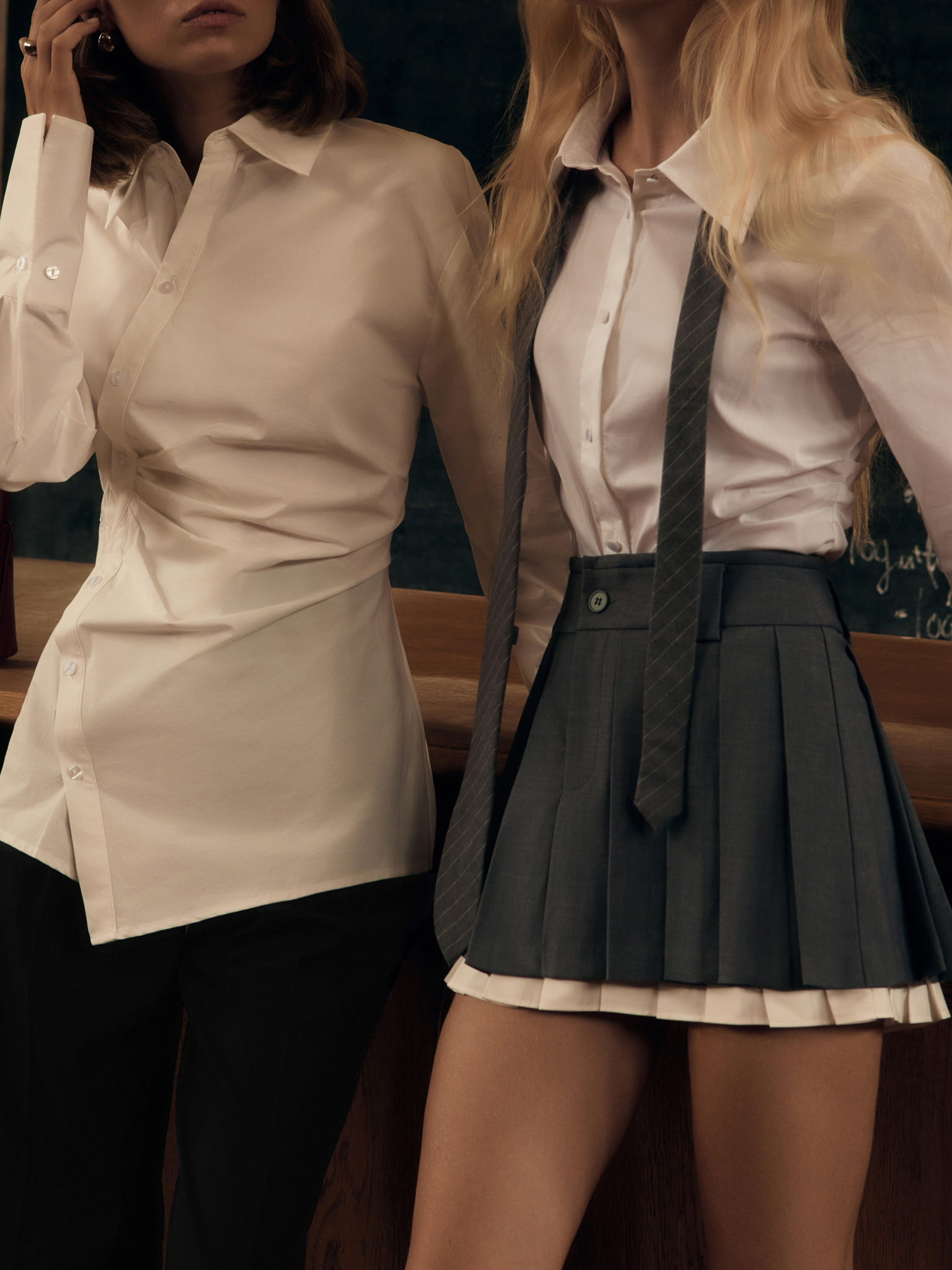 Mini pleated skirt with contrasting bottom edge