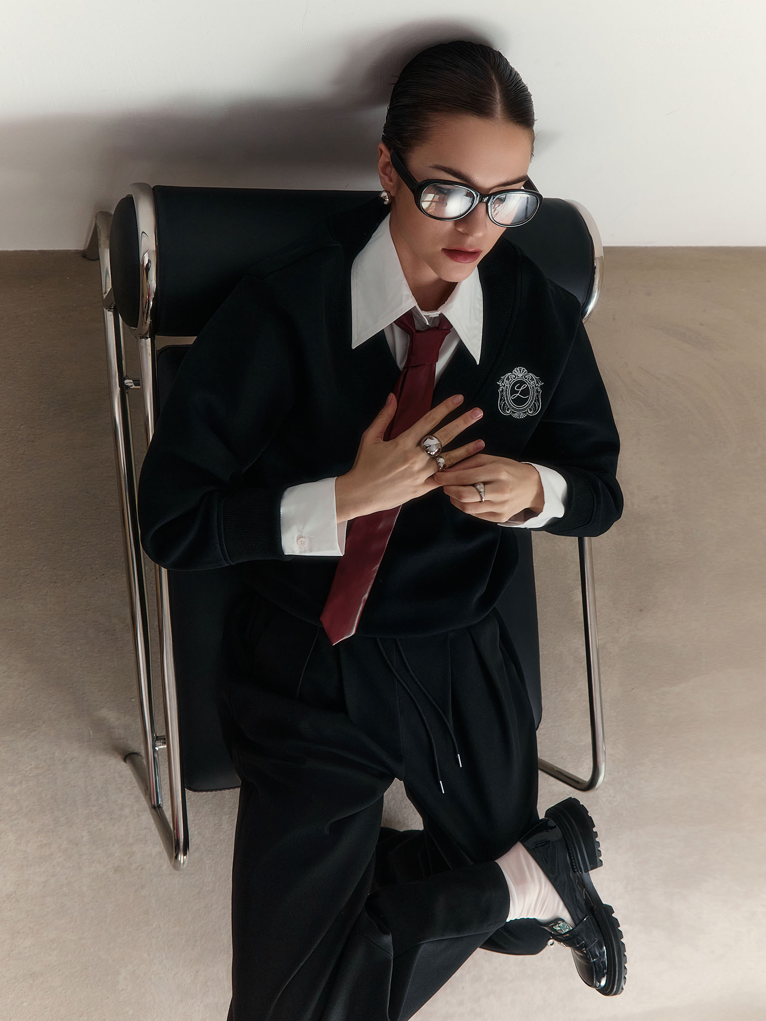 Palazzo trousers with pleats and matching ties