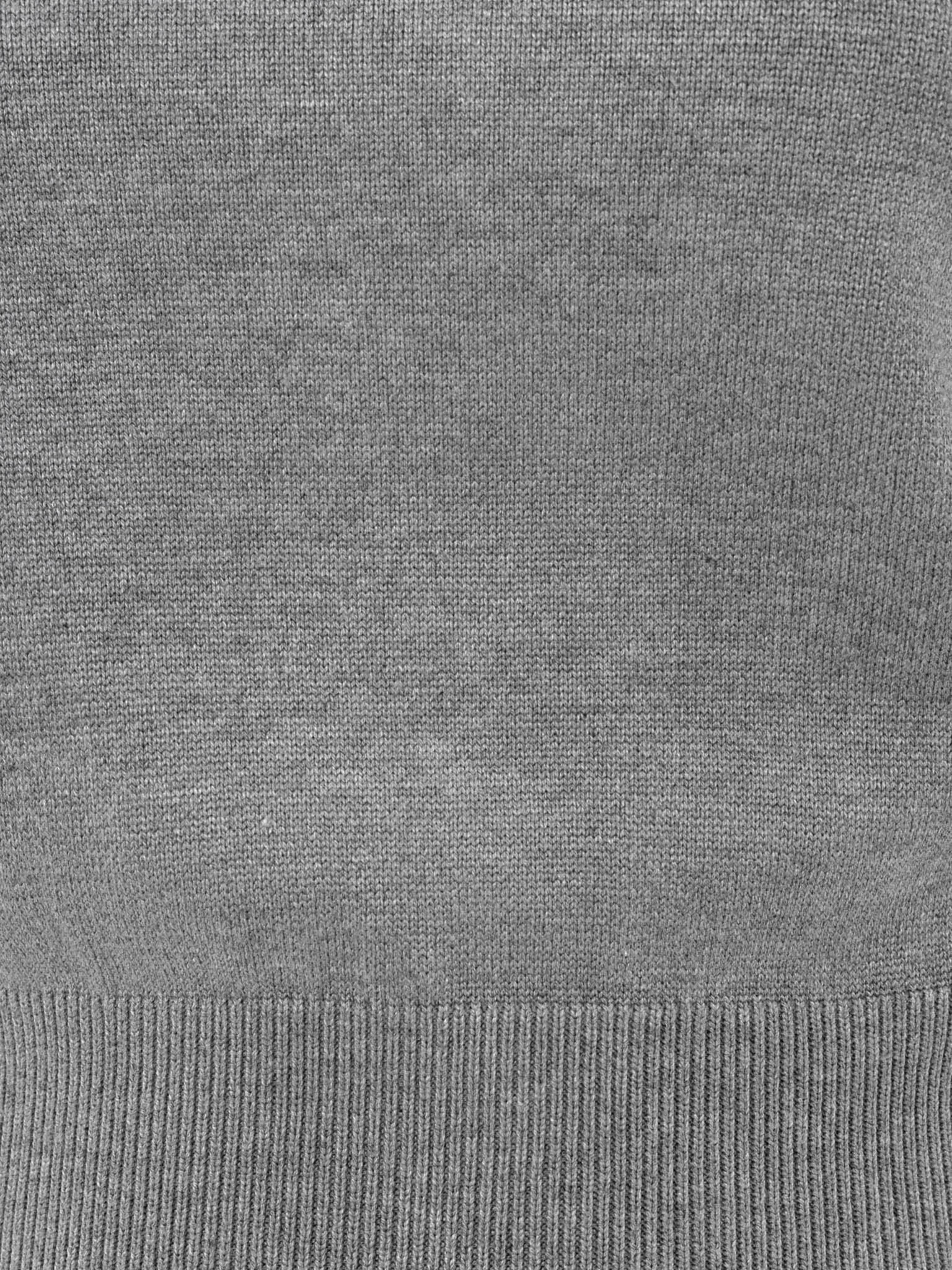 Knitted top with short sleeves