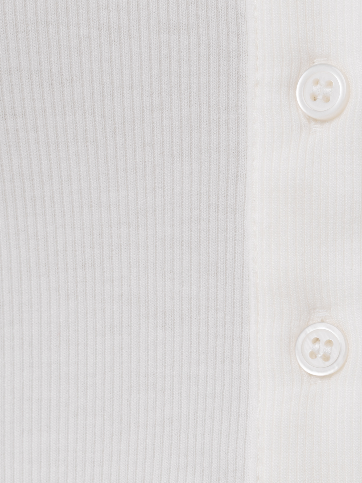 Jersey top with lace ribbon at the neck