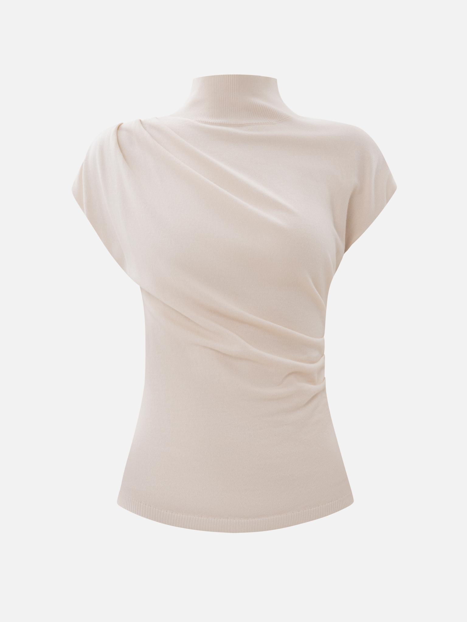 Sleeveless knitted top with pleats at the shoulder