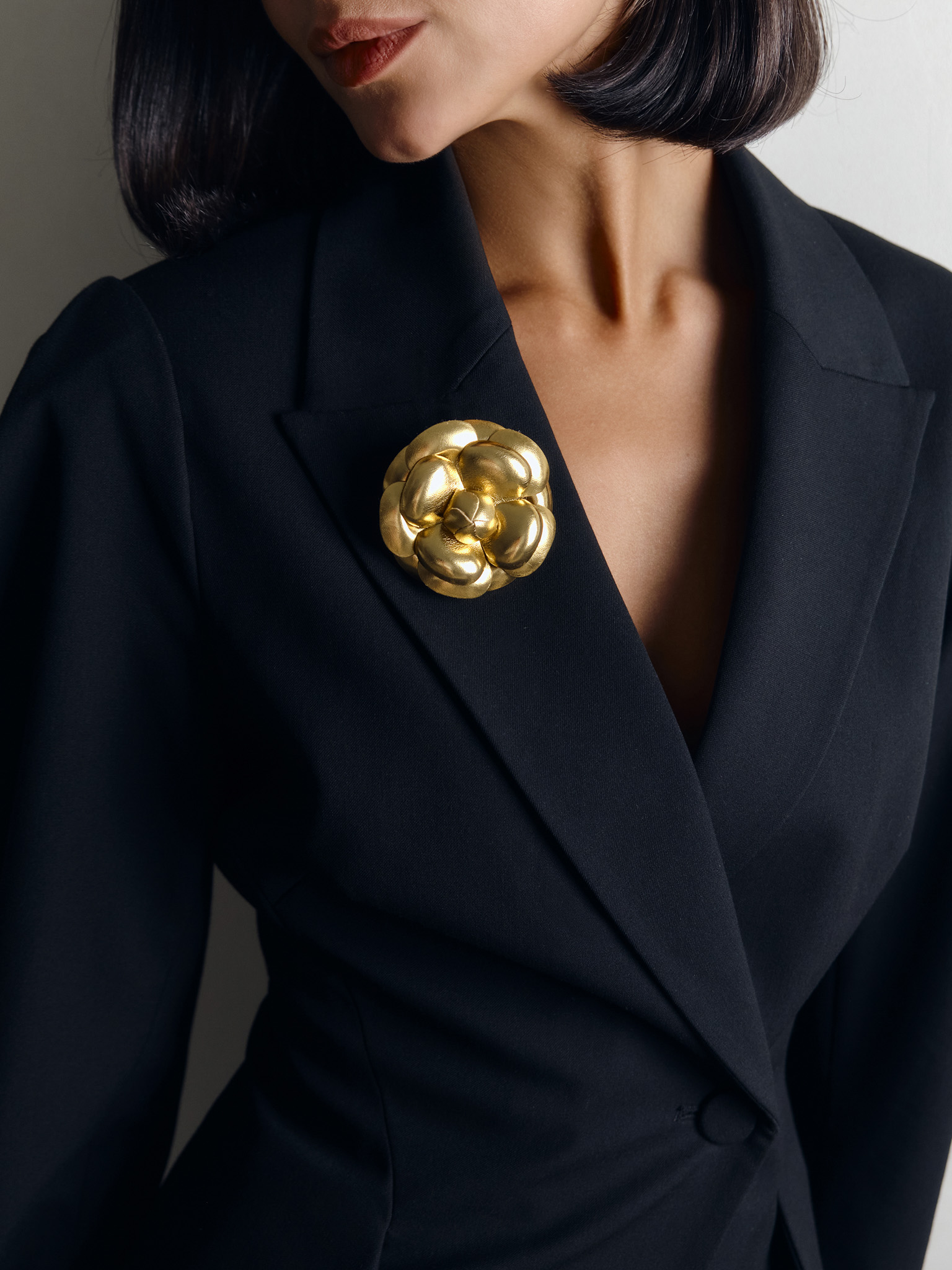 Leather flower brooch