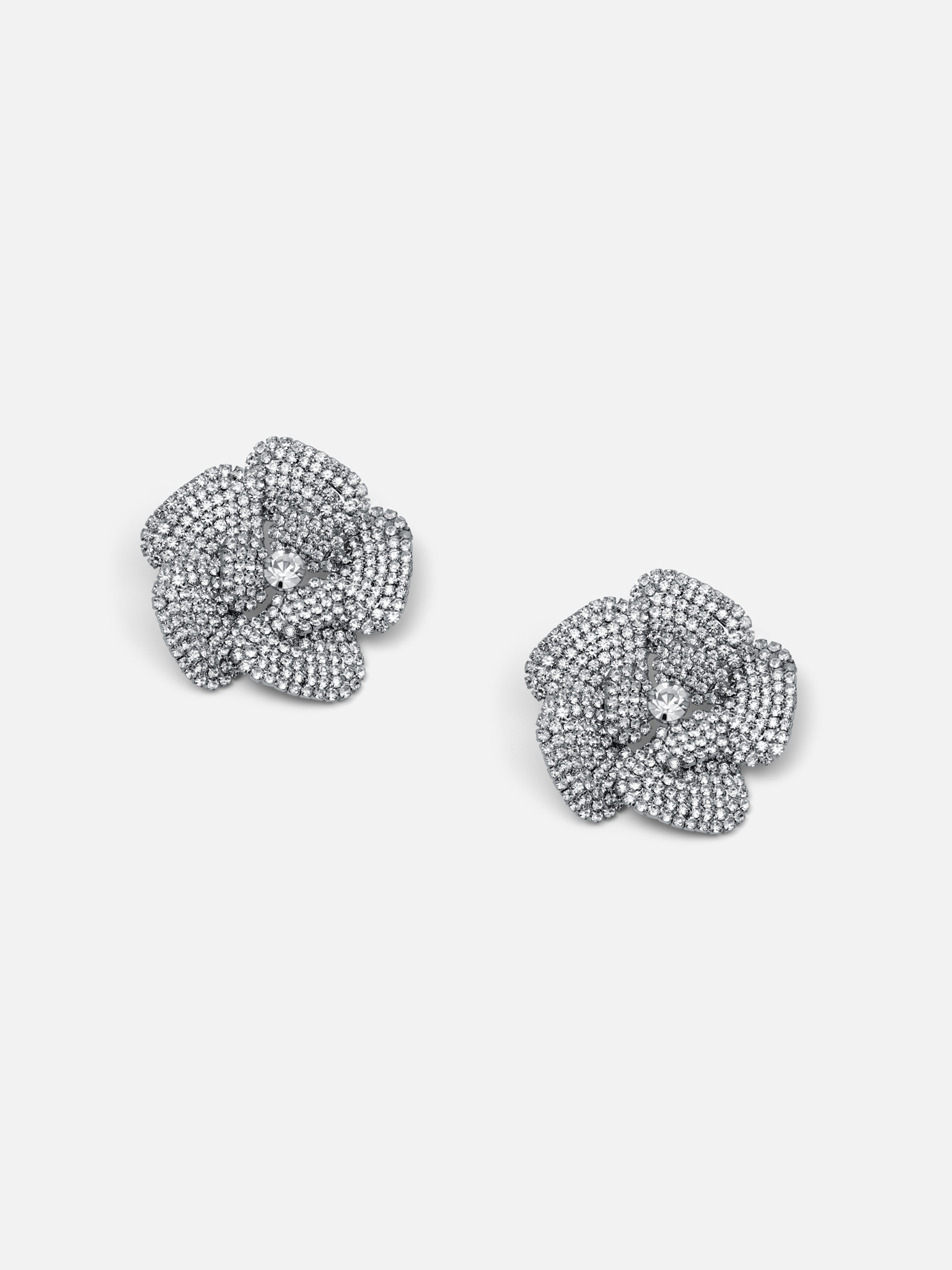 Rhinestone flower stud earrings
