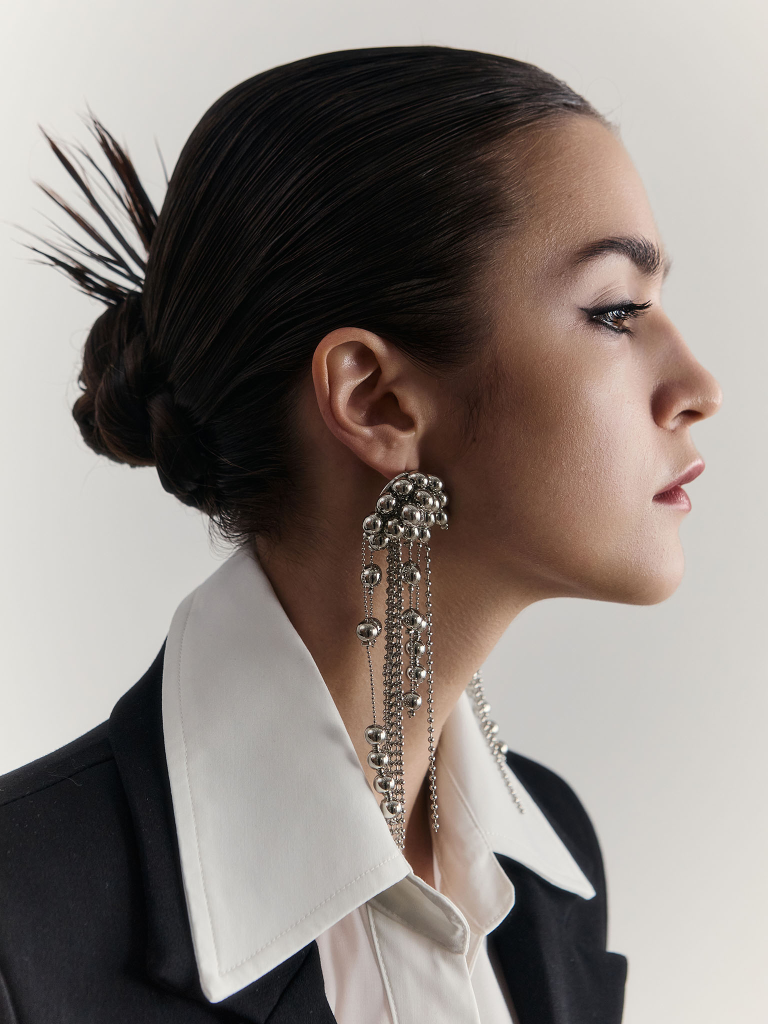 Silver bead stud earrings 