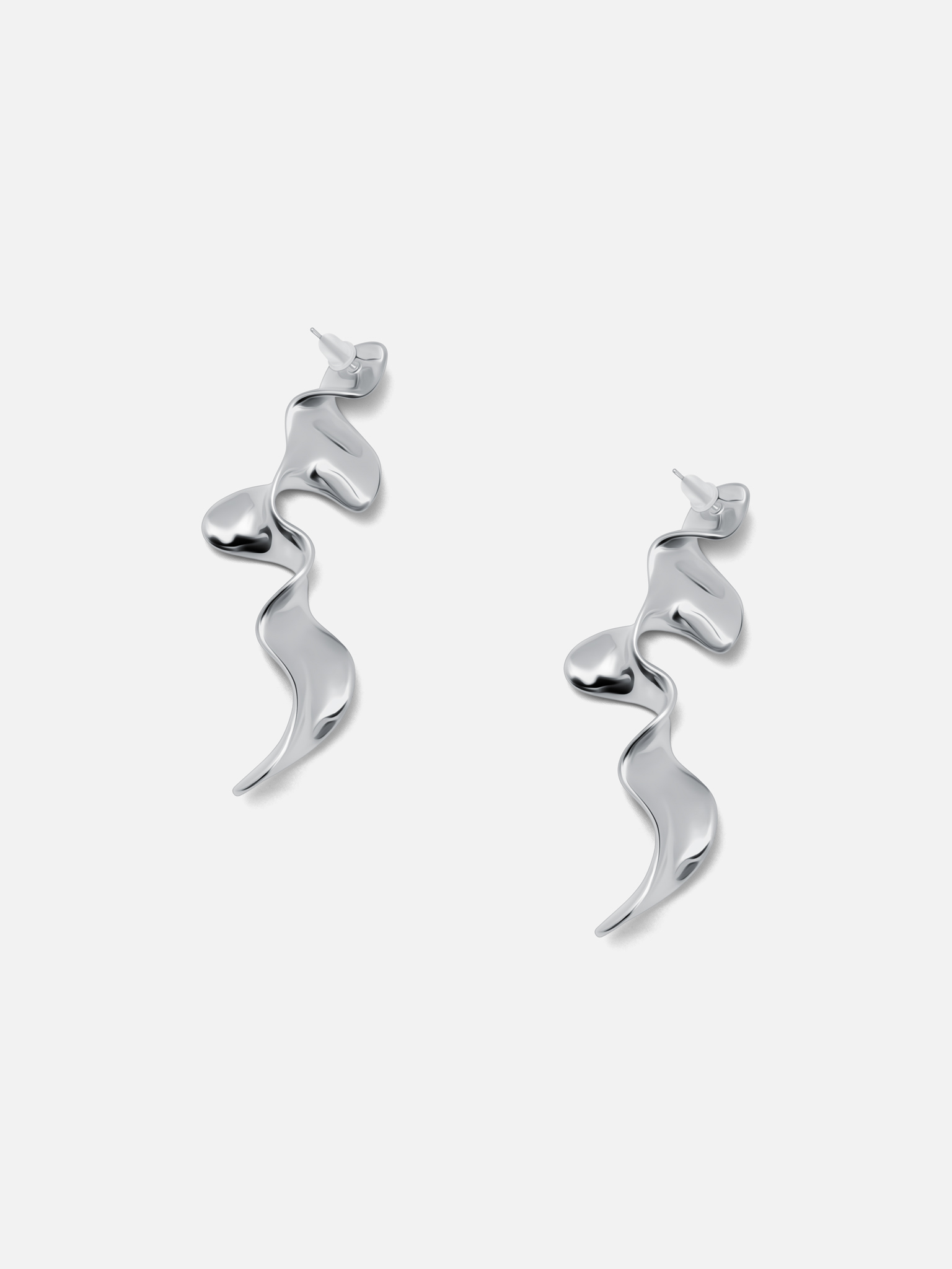 Curved metal stud earrings