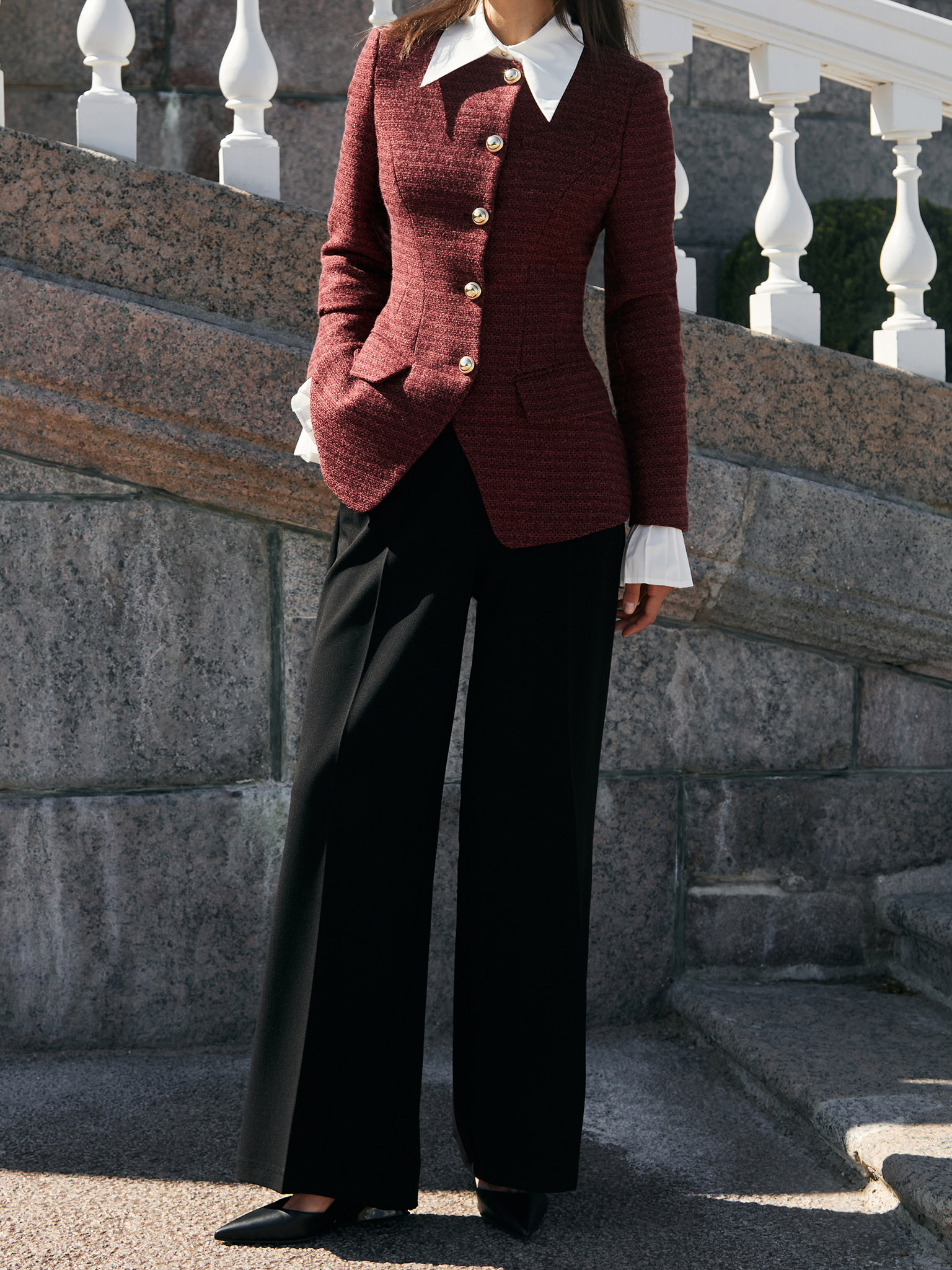 Veste longue en tweed avec boutons en métal