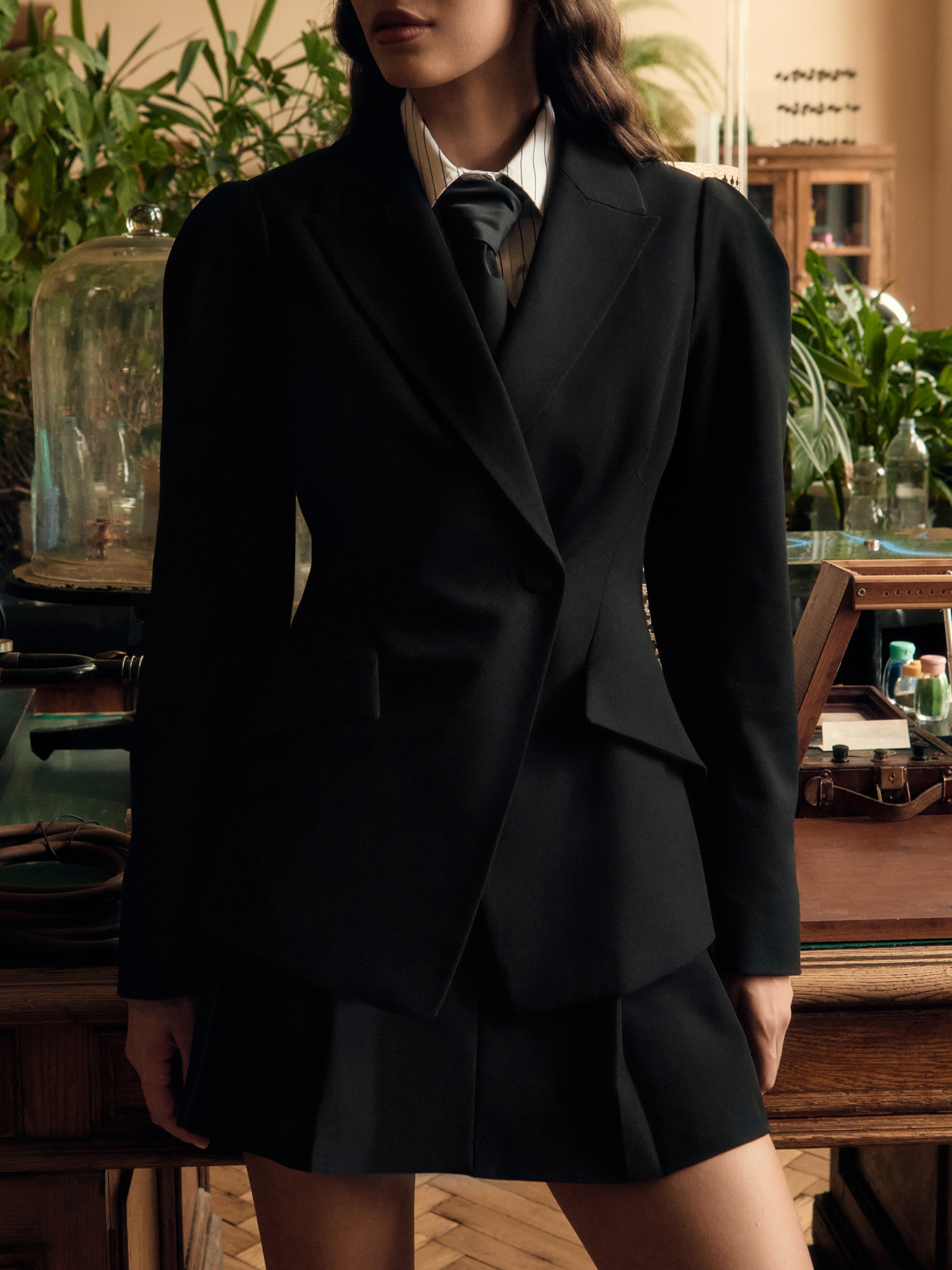 Flared jacket with voluminous sleeves