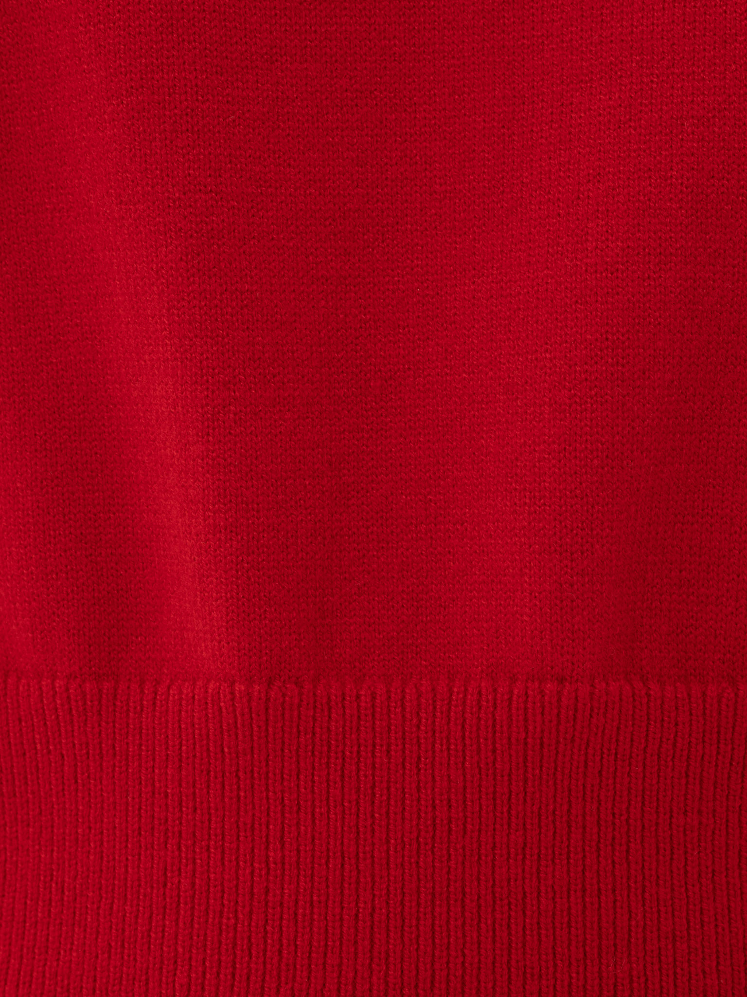 Gestricktes Oberteil mit betonten Schultern