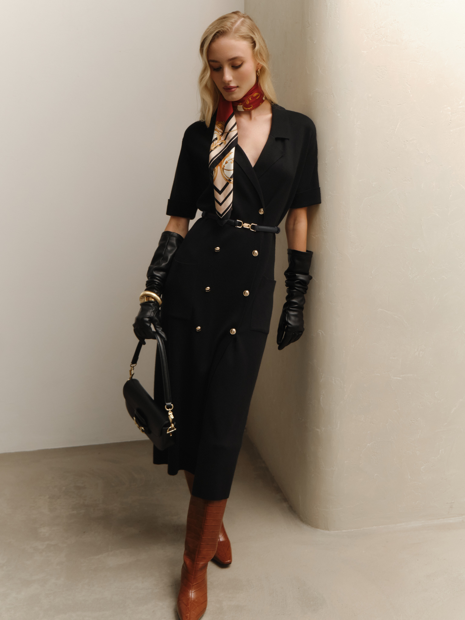 Jersey midi dress with lapels and two rows of buttons