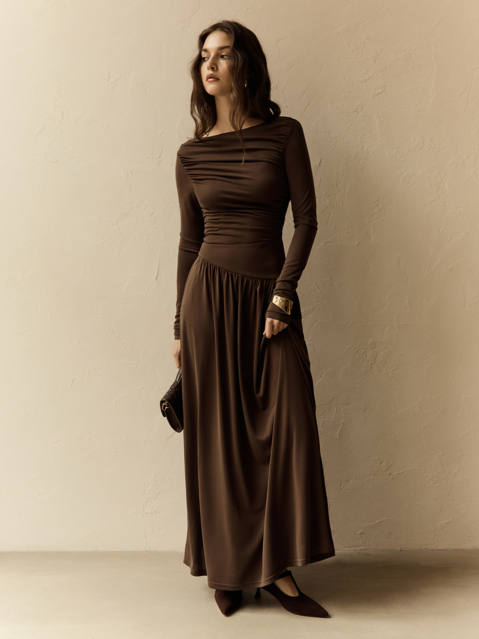 Knitted maxi dress with a skirt