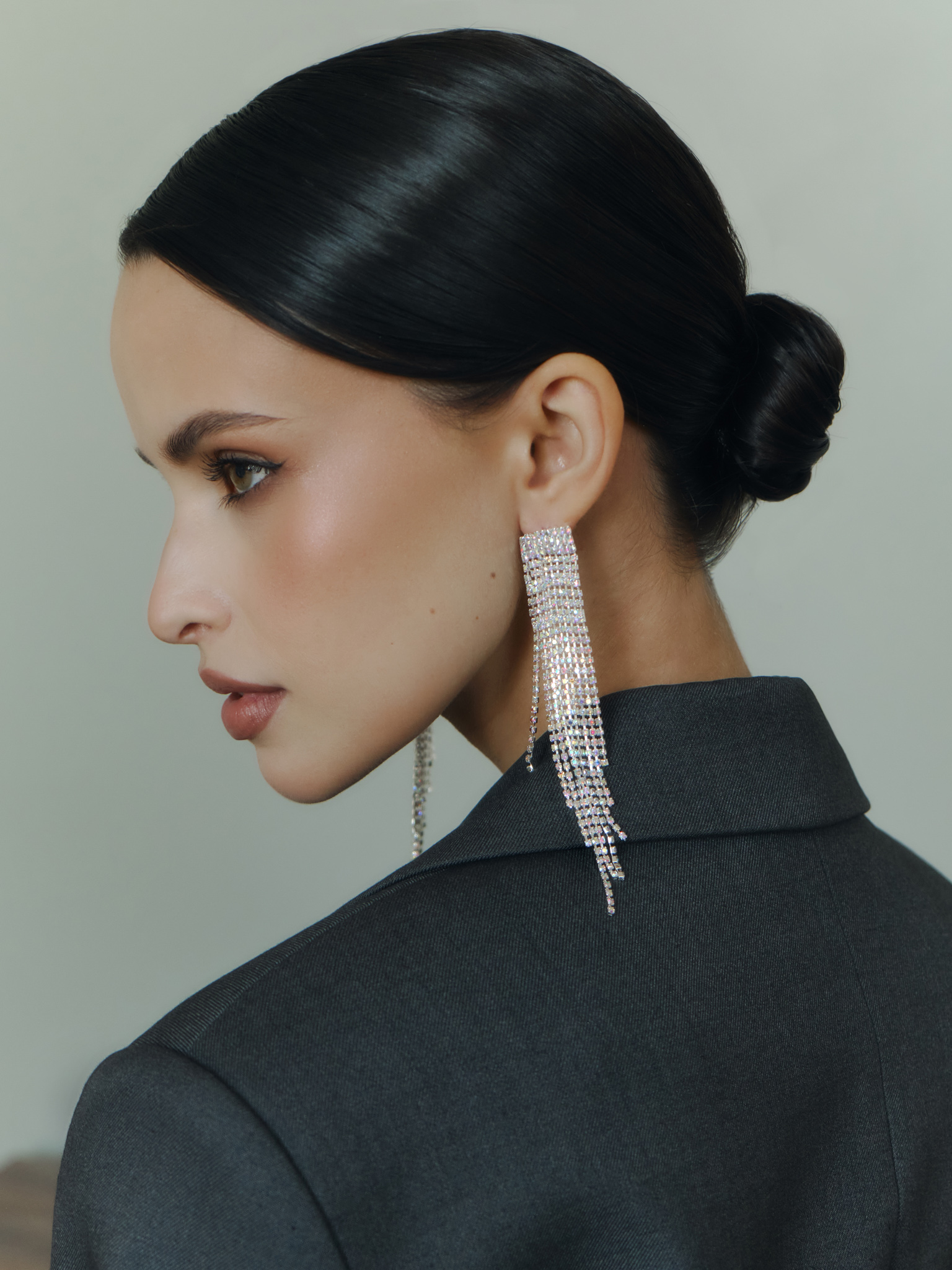 Long rhinestone line stud earrings