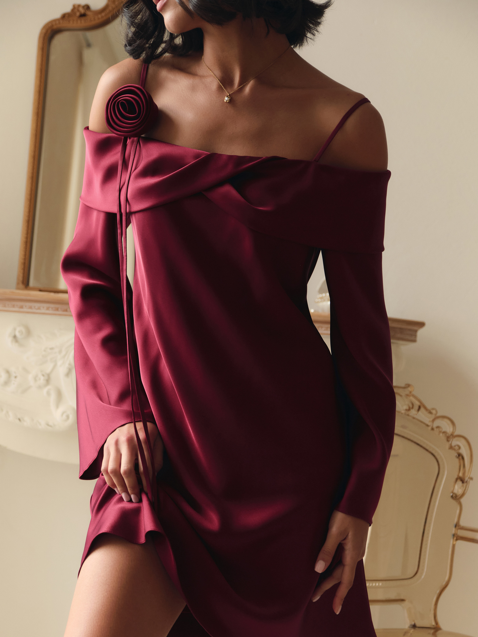 Strappy mini dress with long sleeves and matching choker