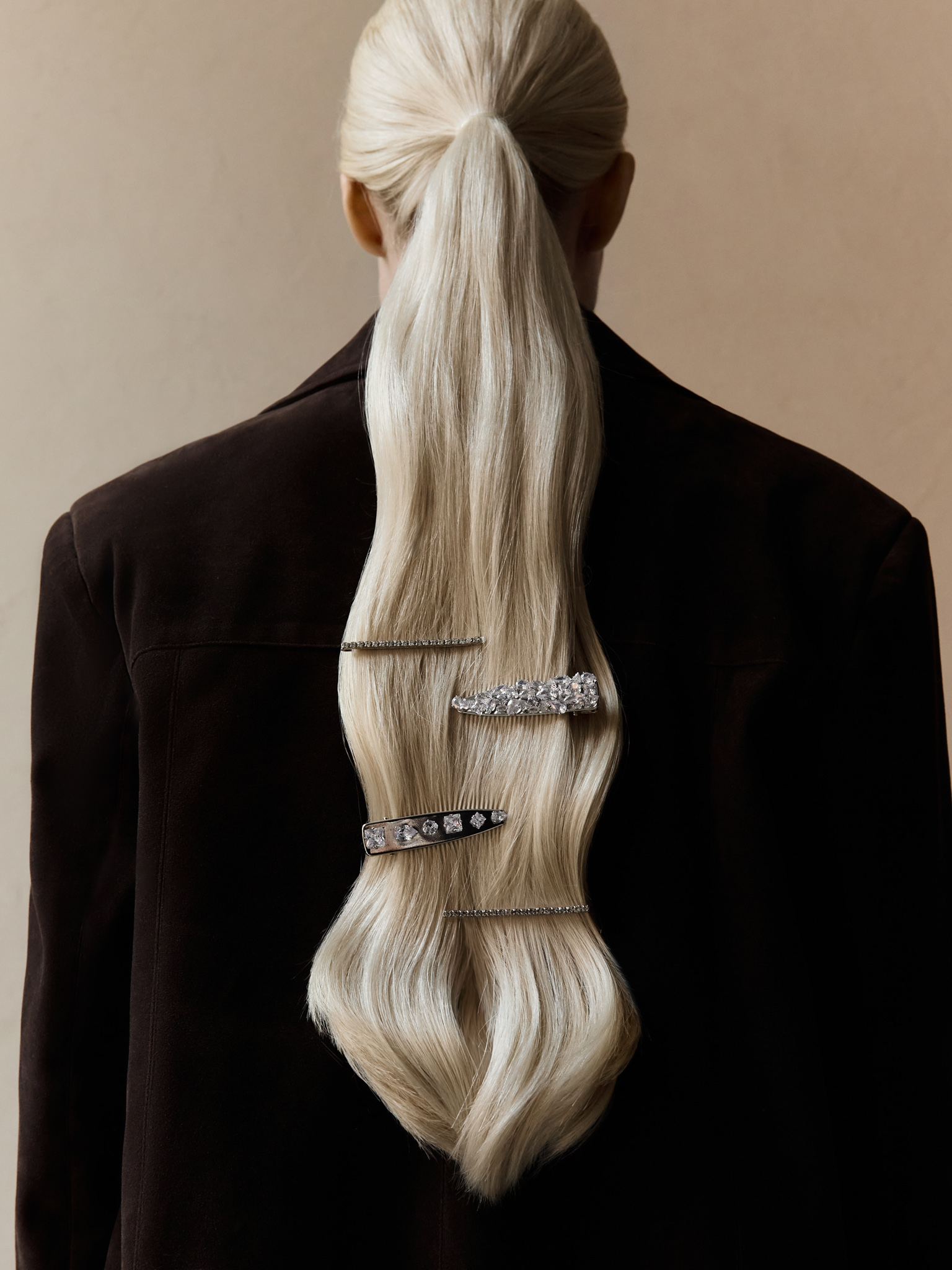 Silver barrette with stones