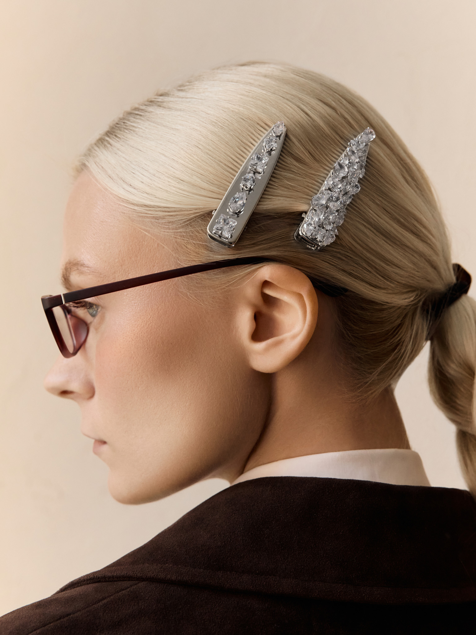 Silver barrette with stones