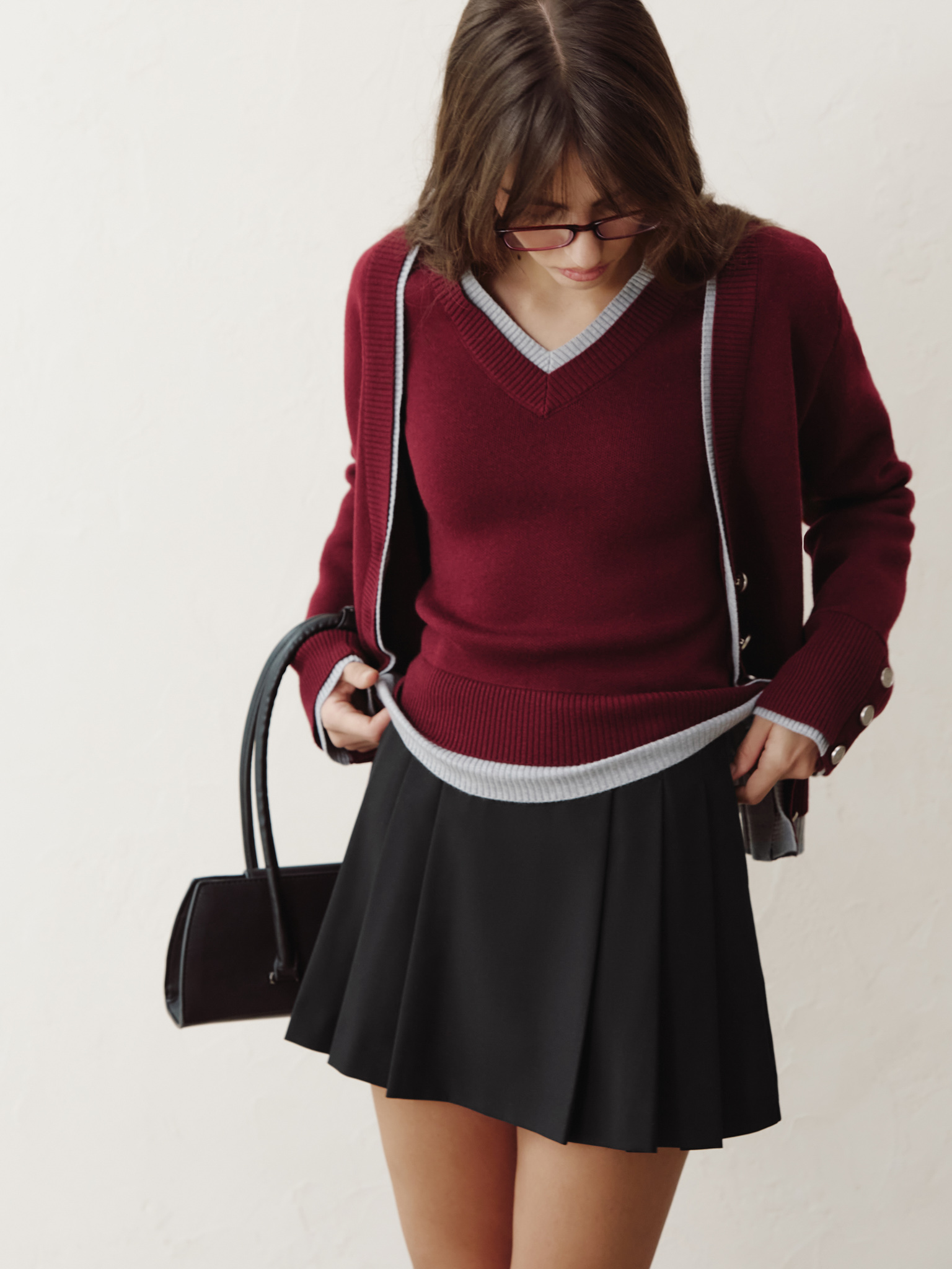 Кардиган с контрастными деталями и металлическими пуговицами