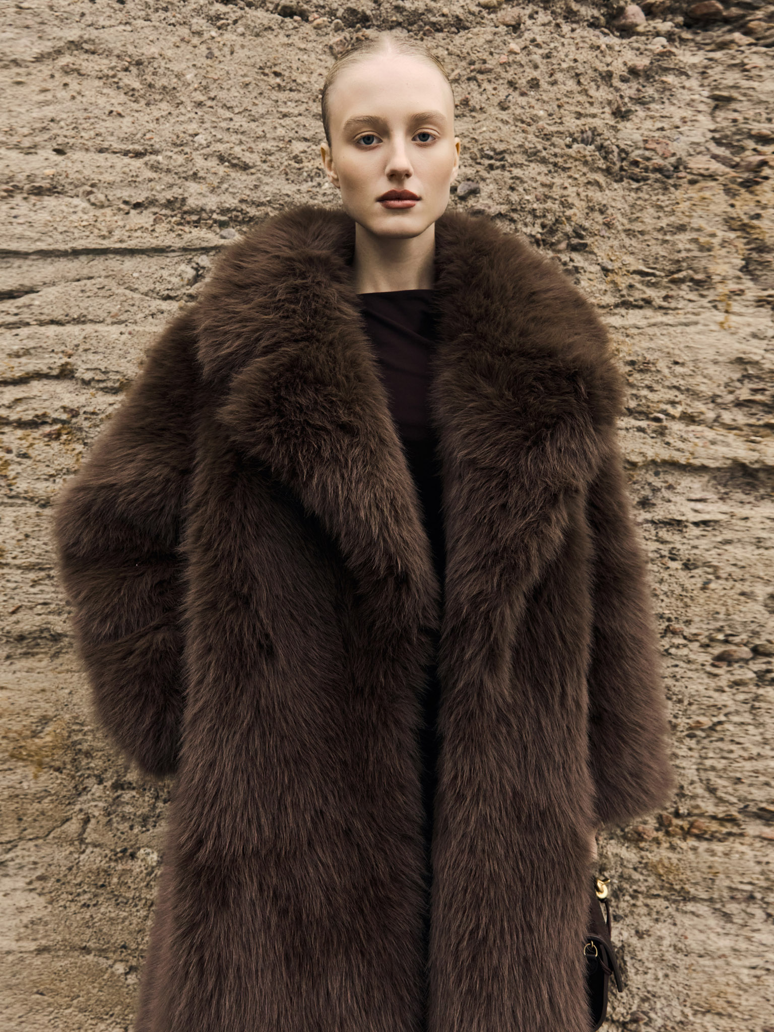 Однобортная экошуба длины макси